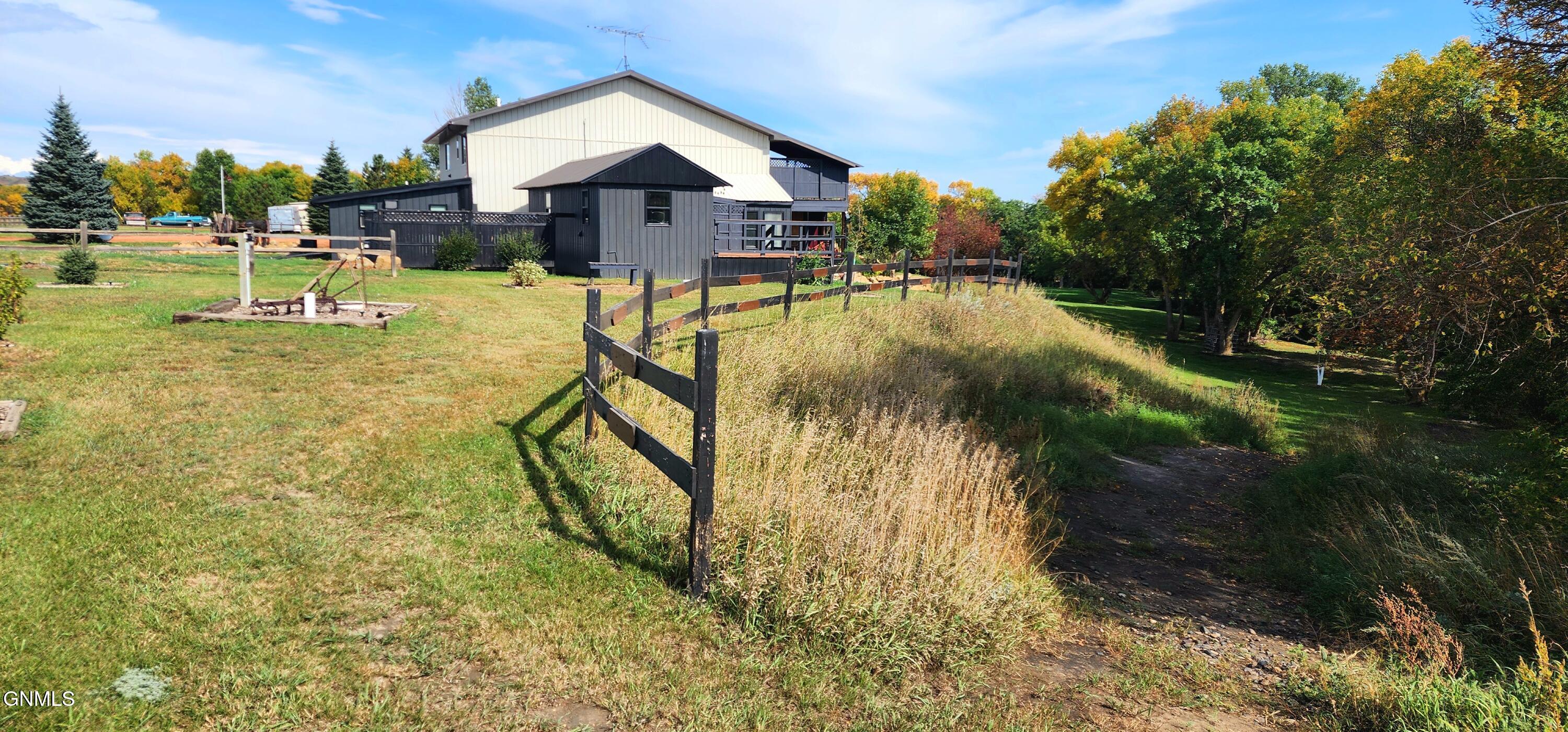 main property photo 50