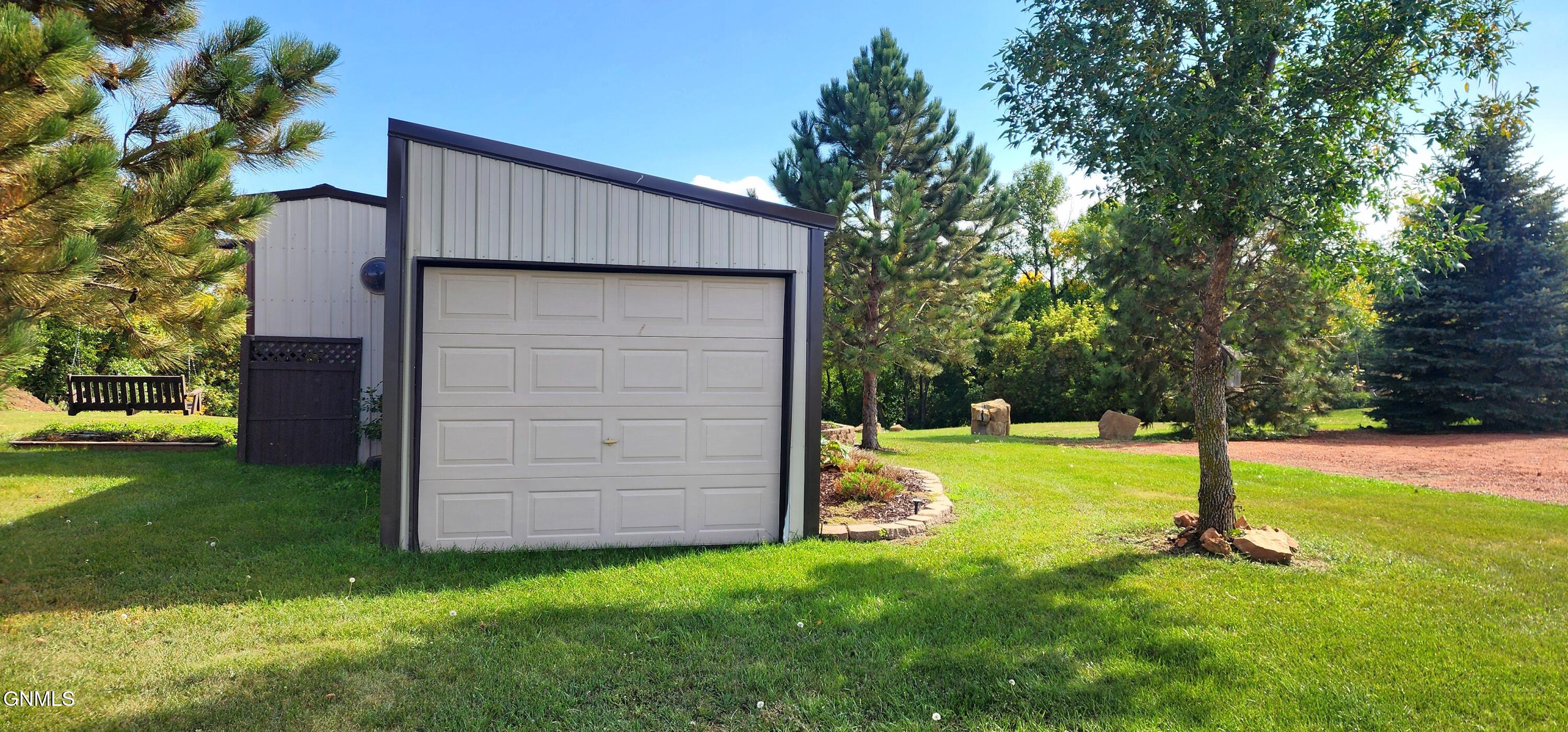 main property photo 52