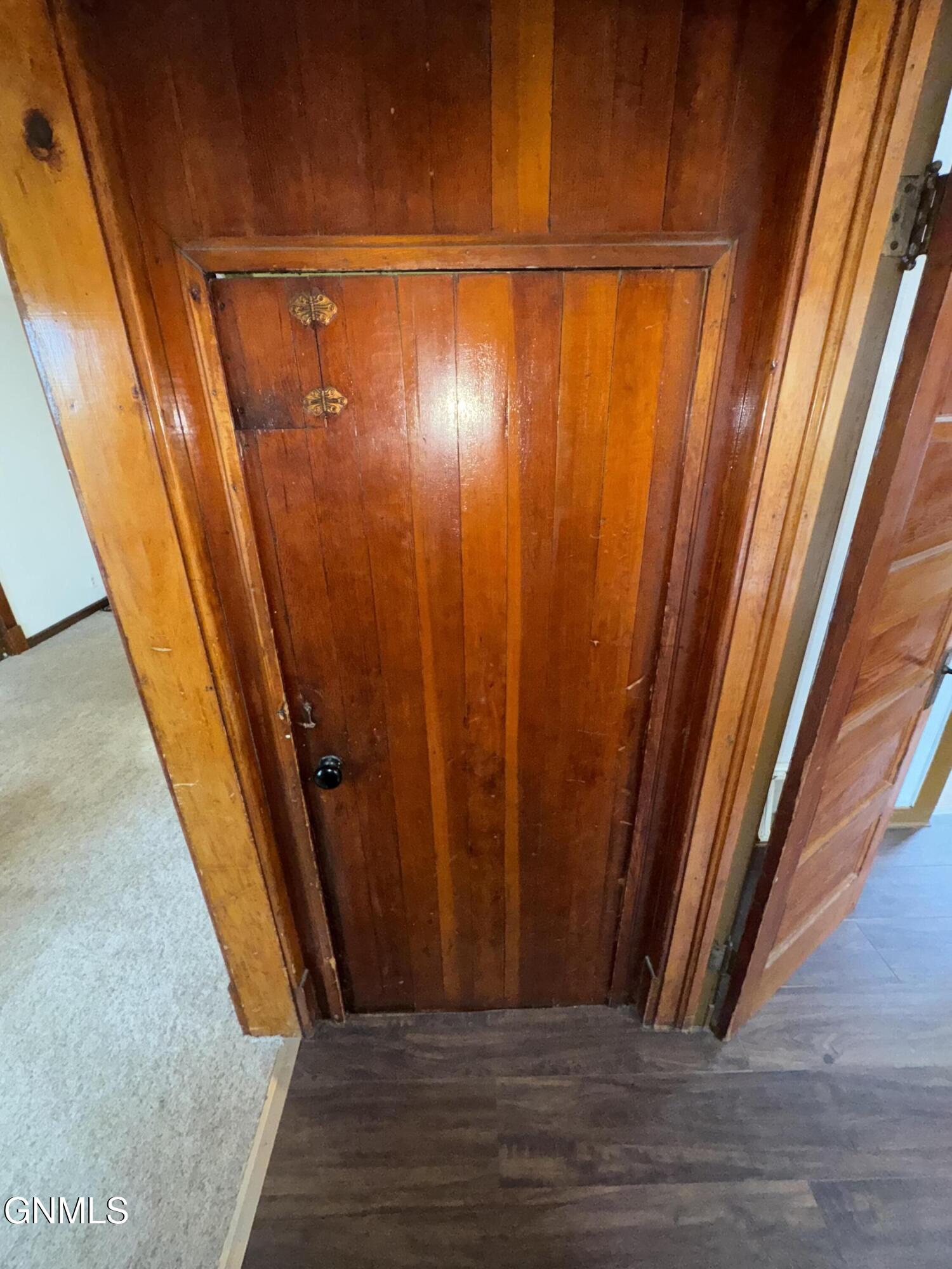 property viewer photo 9