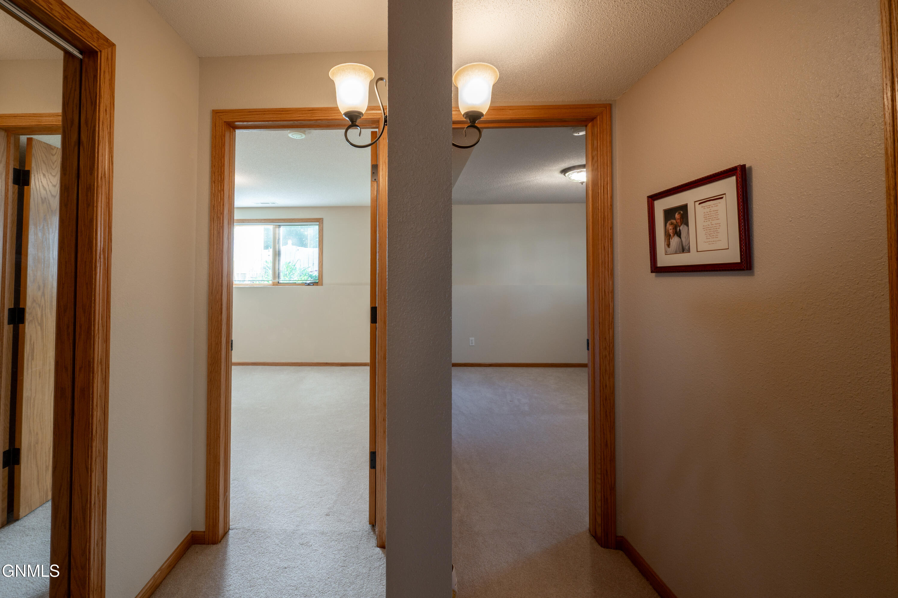 property viewer photo 16