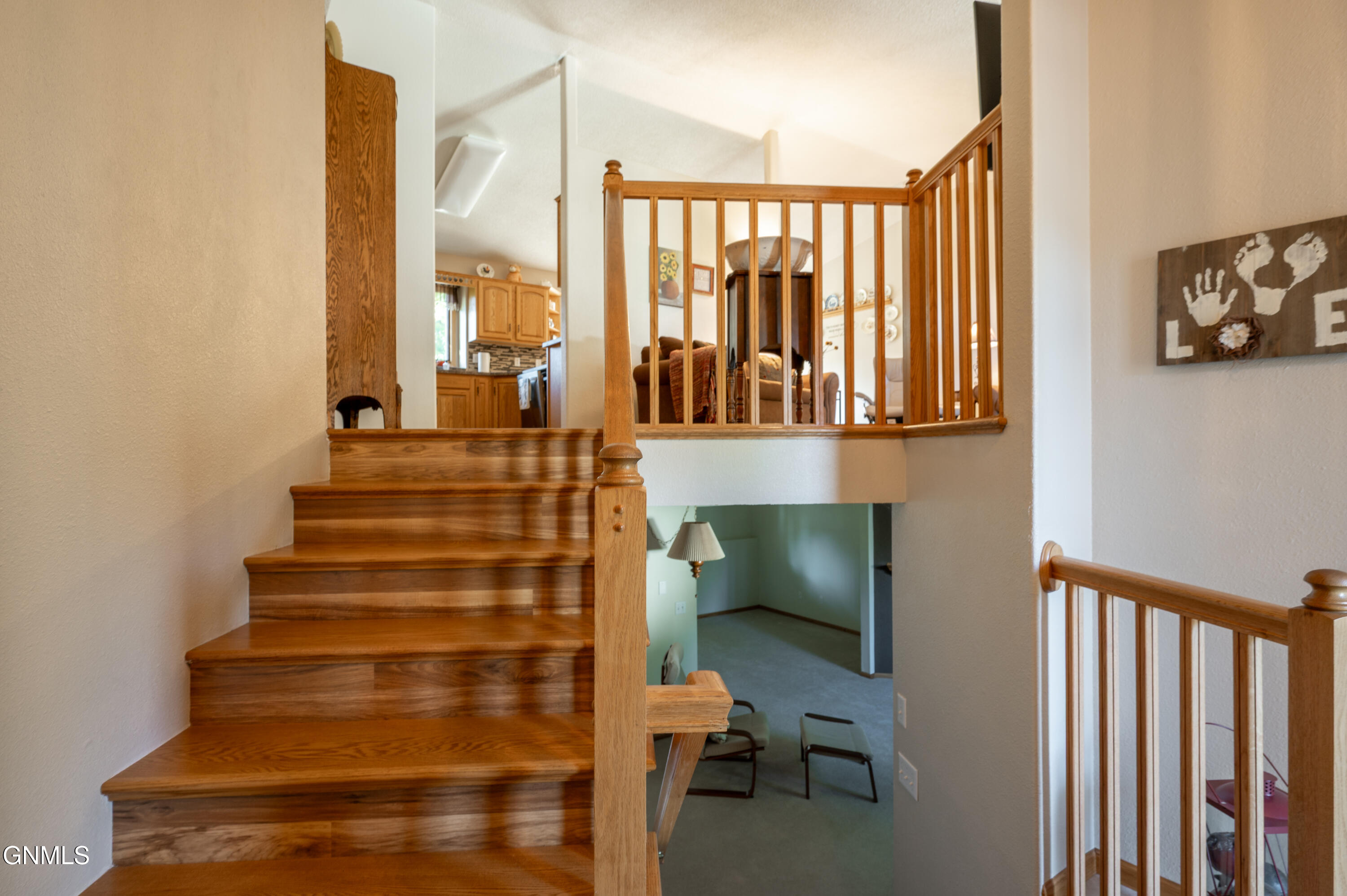 property viewer photo 26