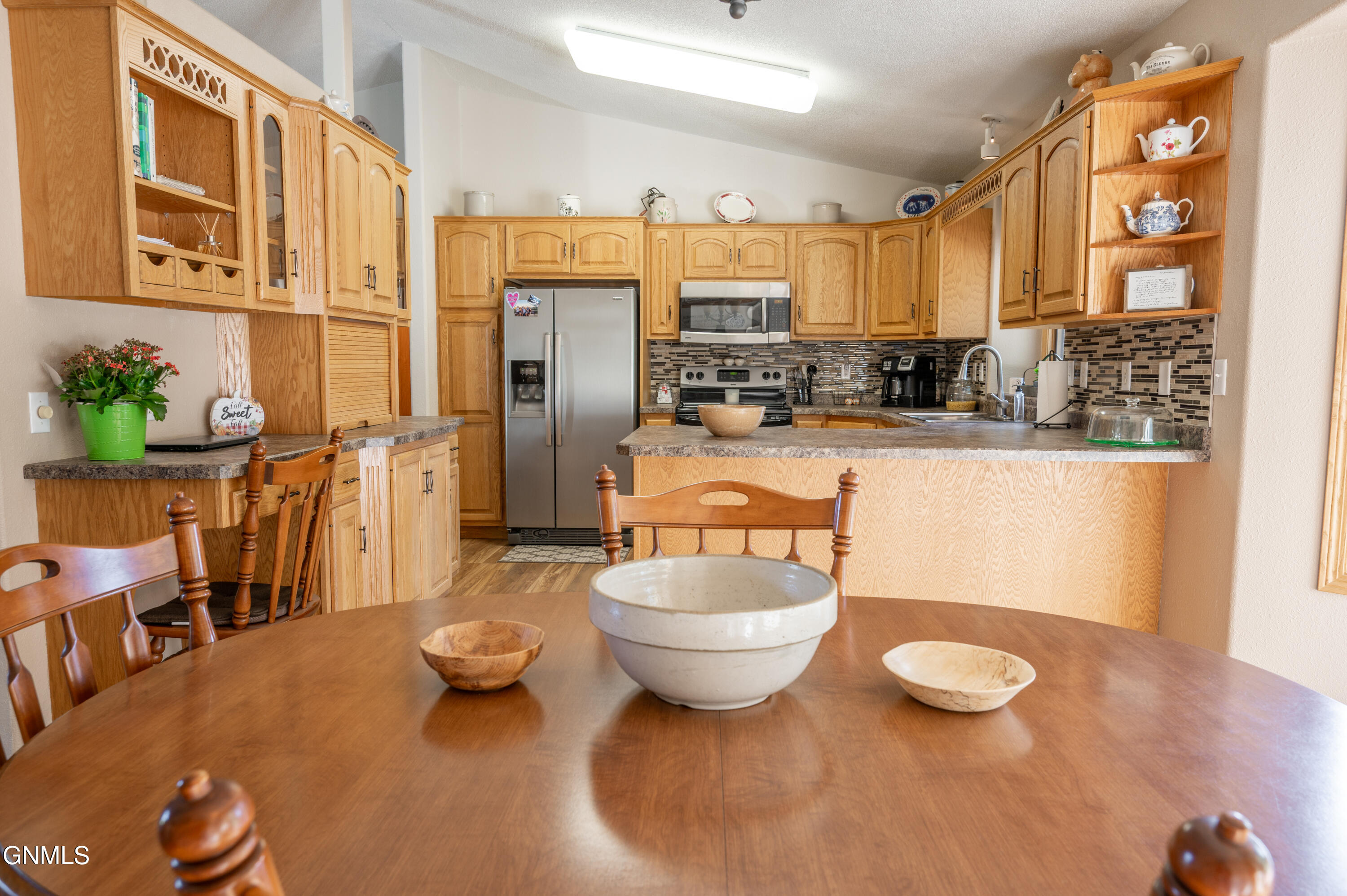 property viewer photo 46