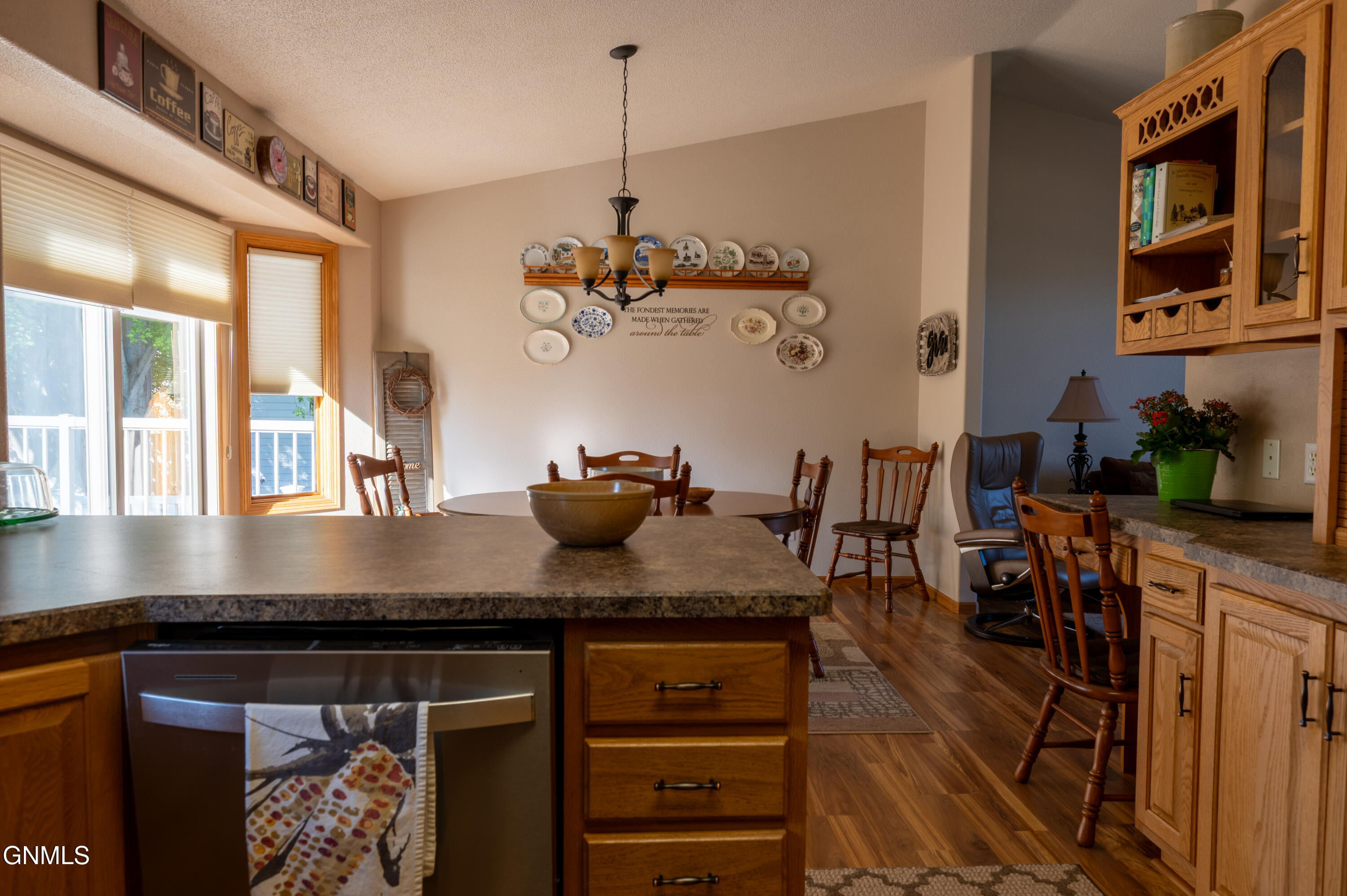 property viewer photo 50