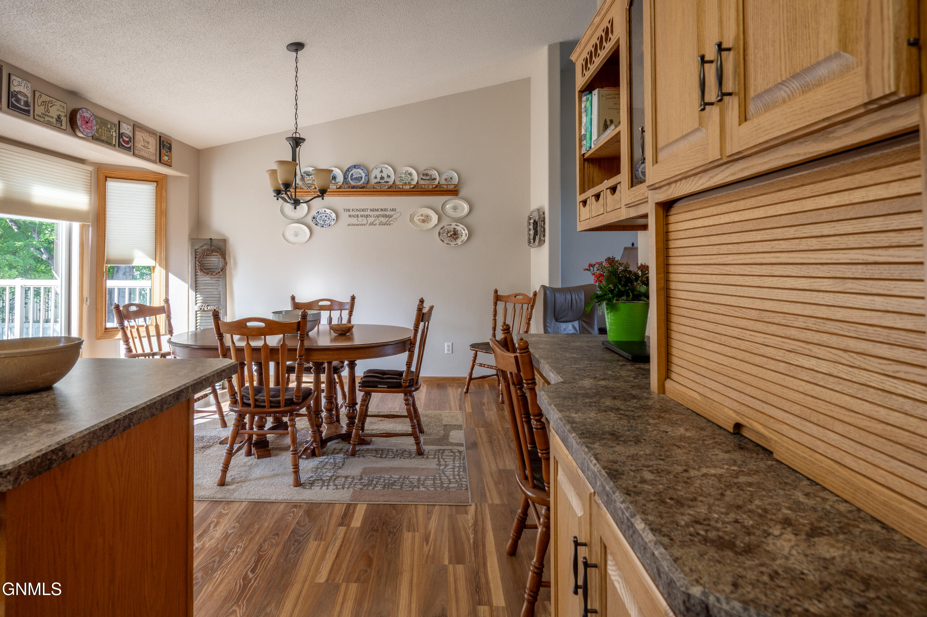 property viewer photo 53