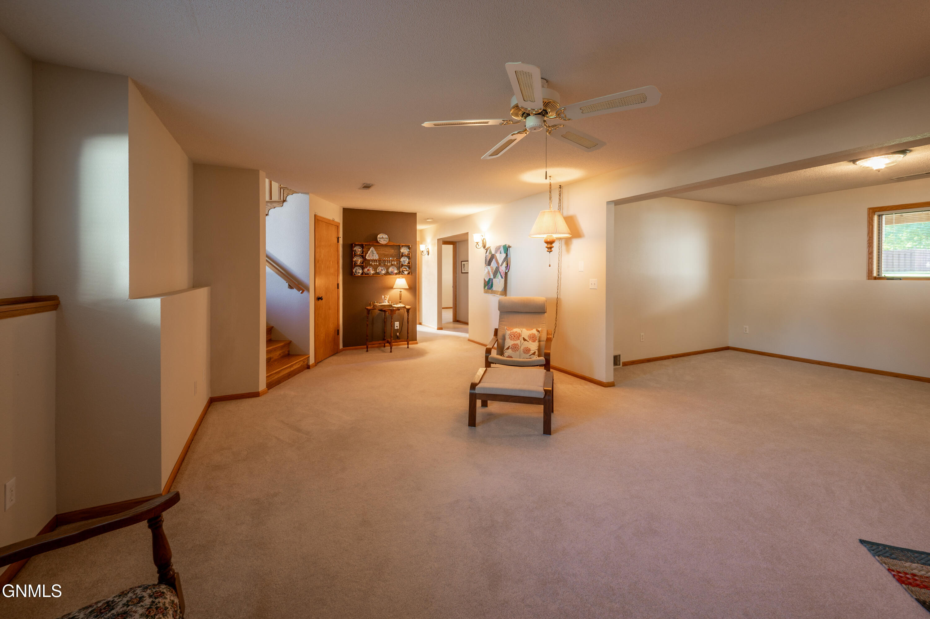 property viewer photo 8