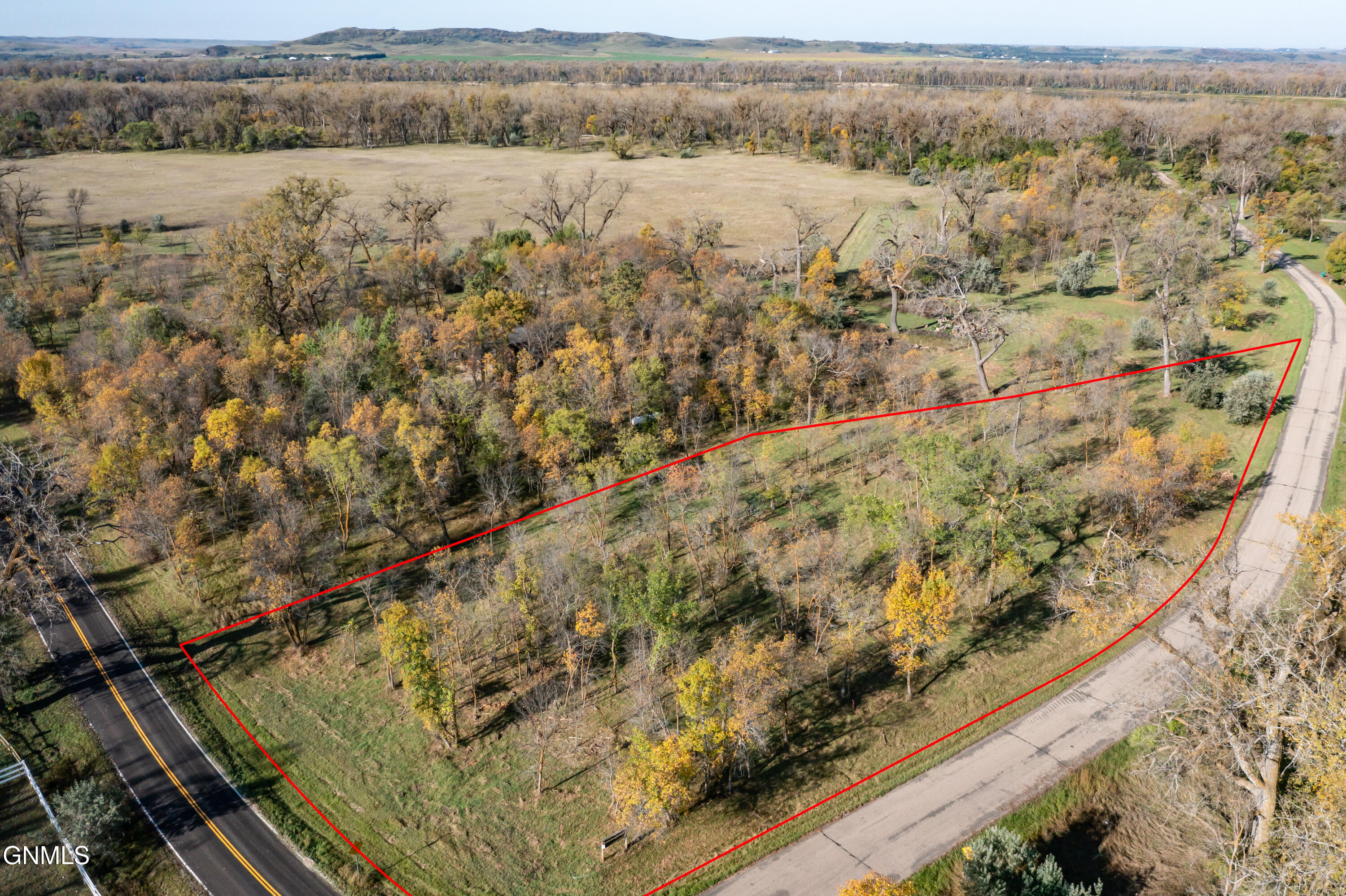 main property photo 5