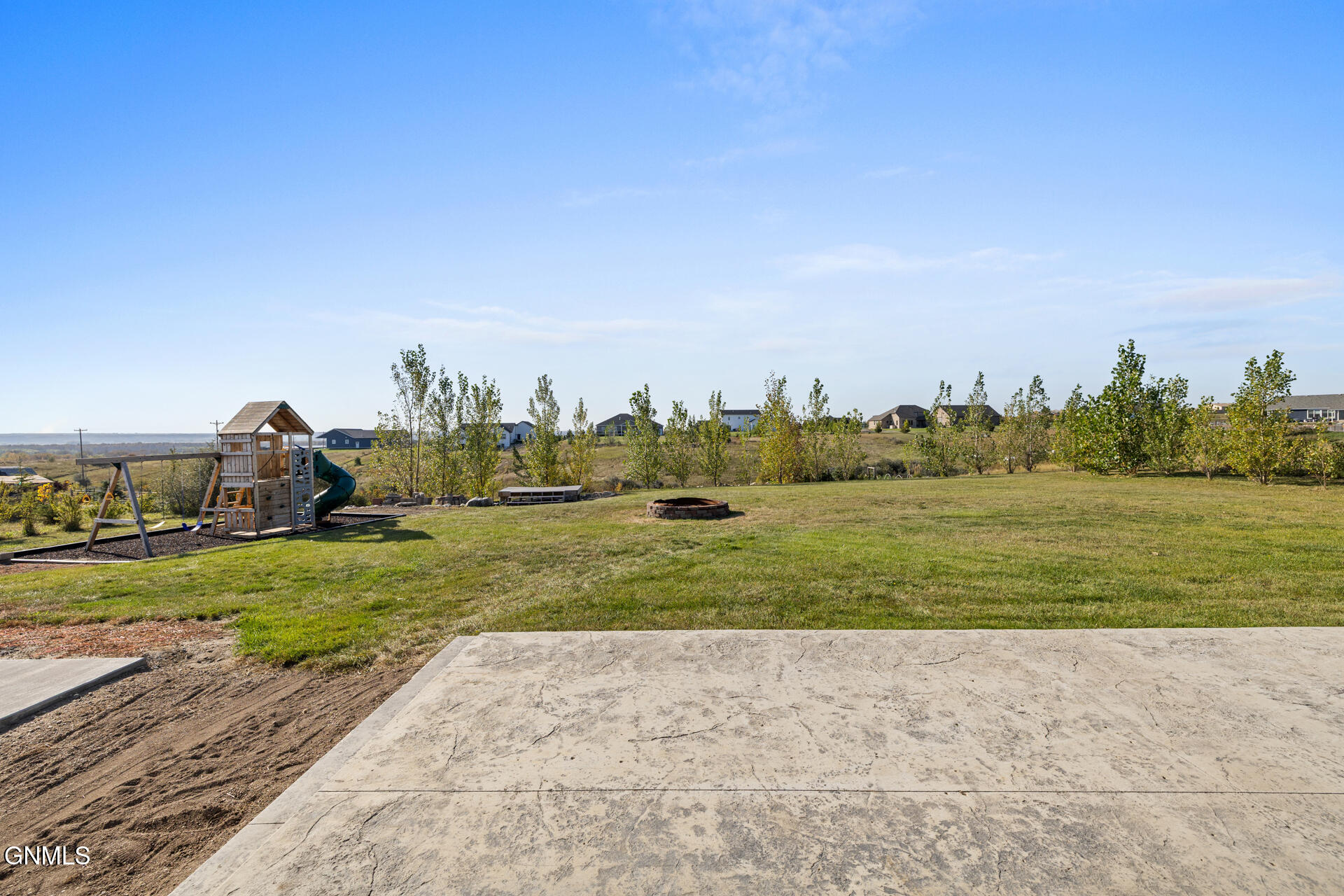 property viewer photo 10