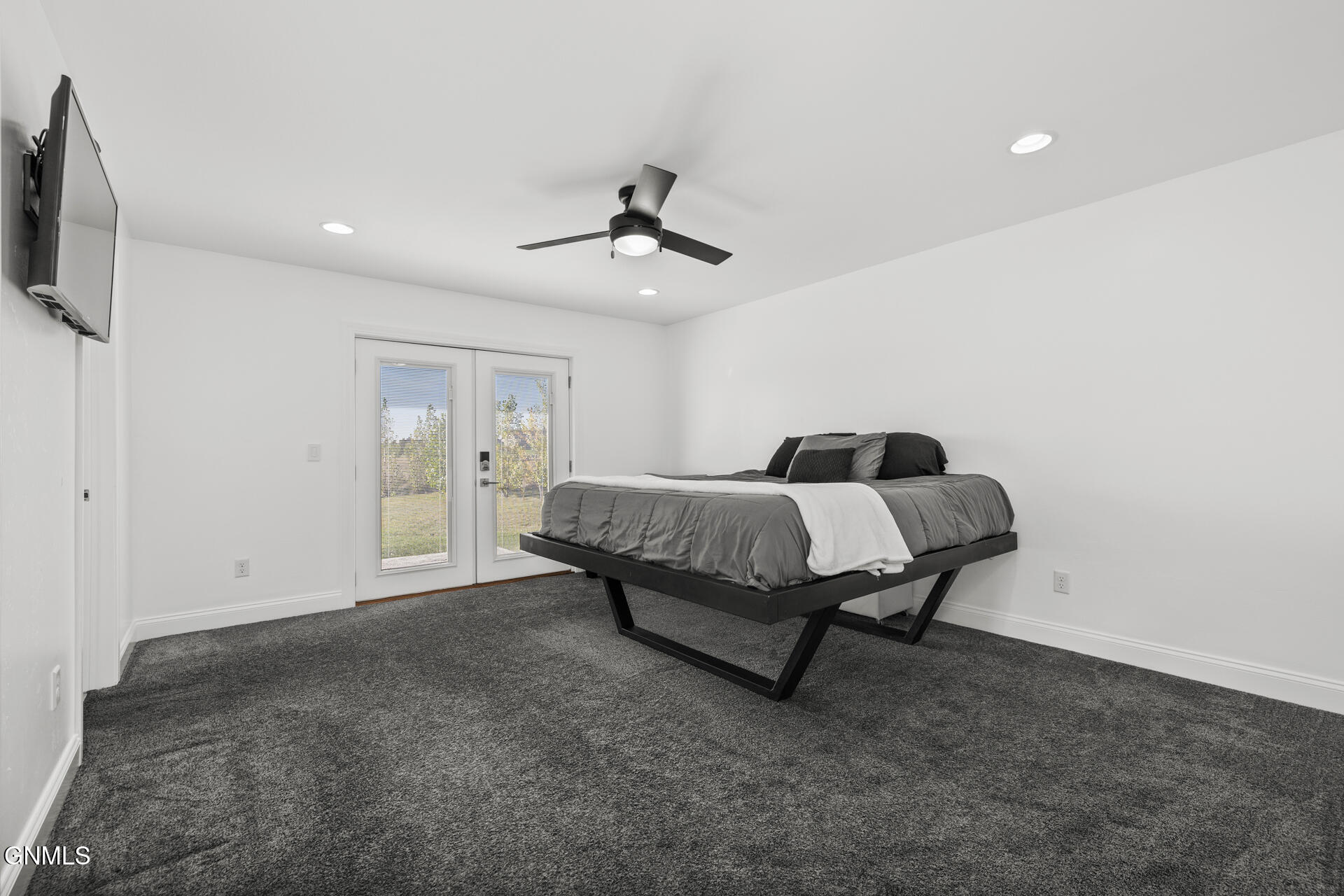 property viewer photo 31