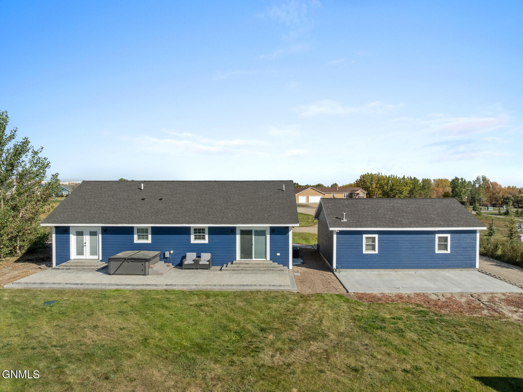 property viewer photo 8