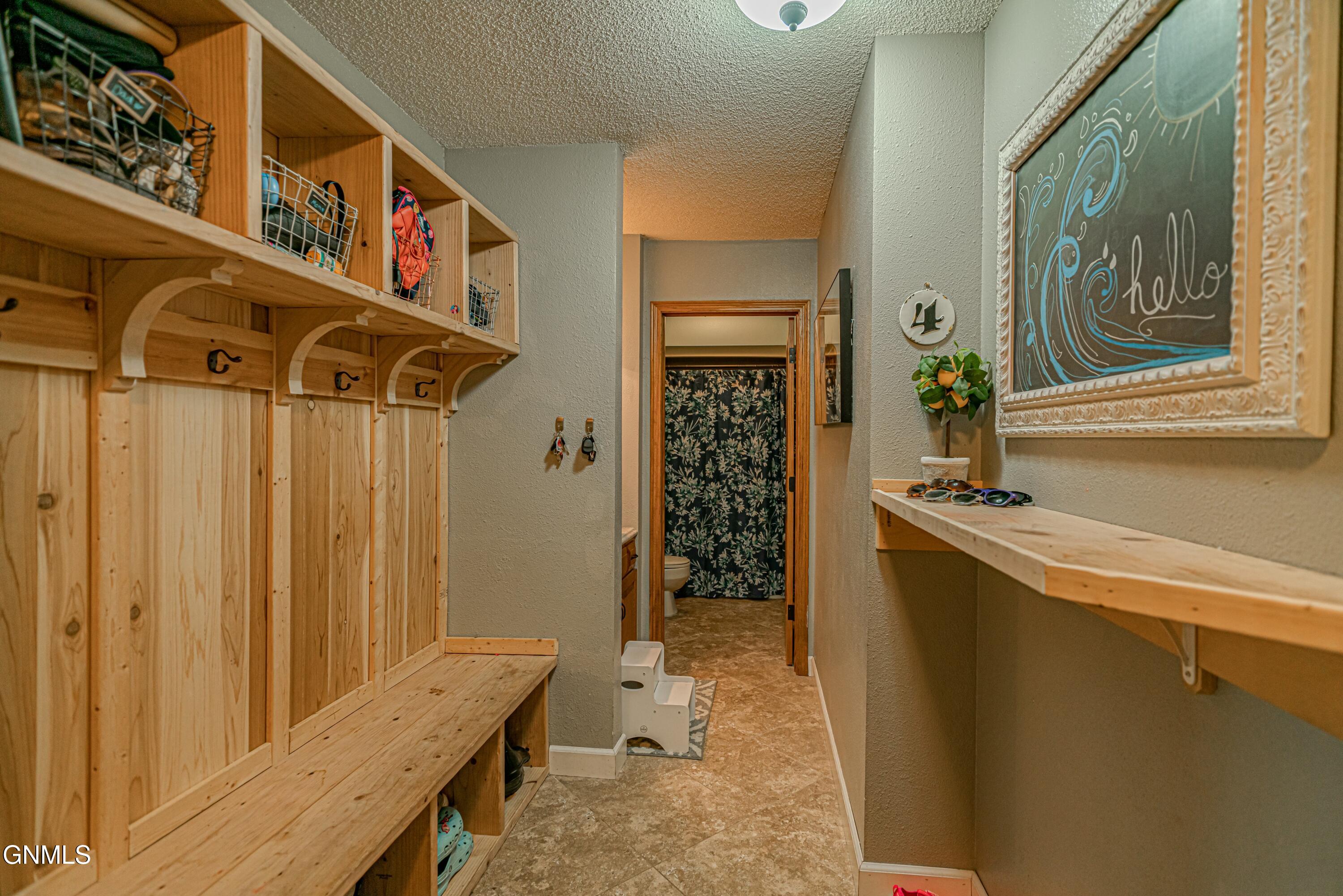 property viewer photo 13