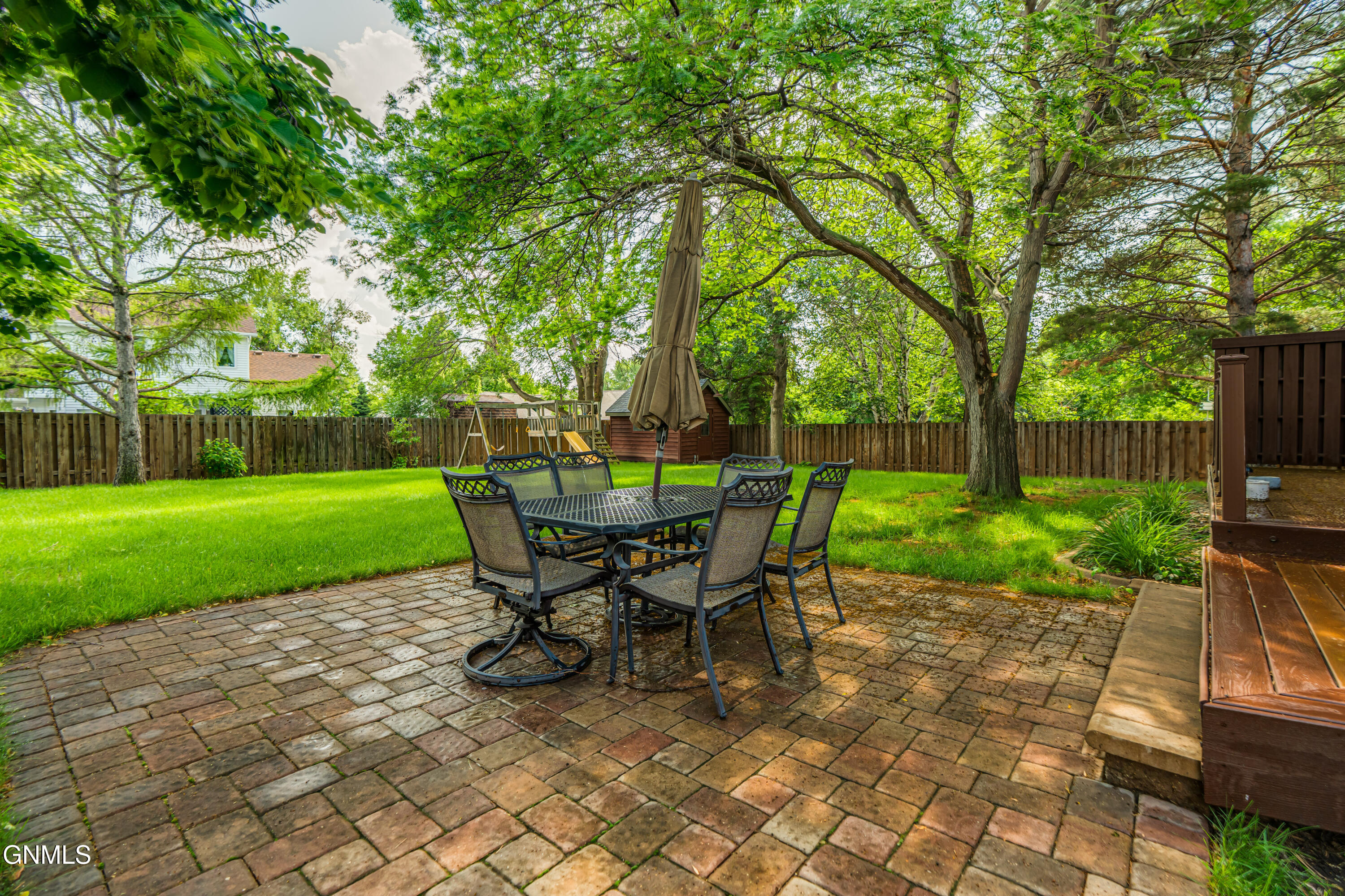property viewer photo 28