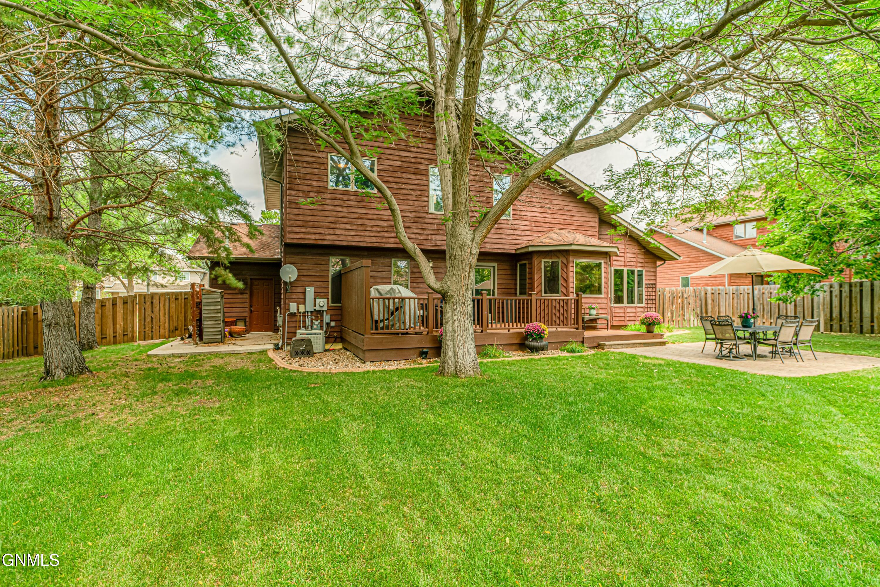 property viewer photo 29