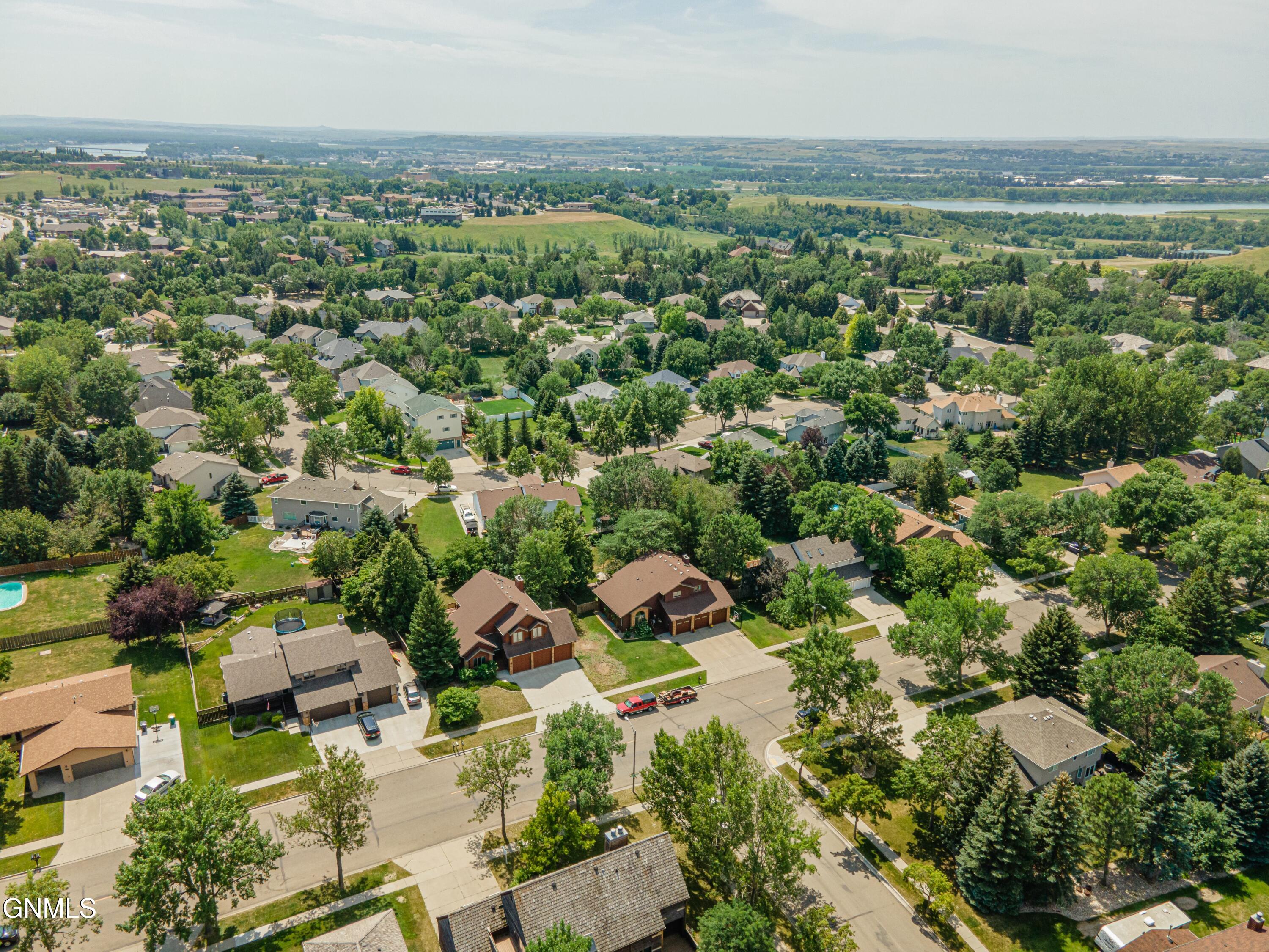 property viewer photo 33
