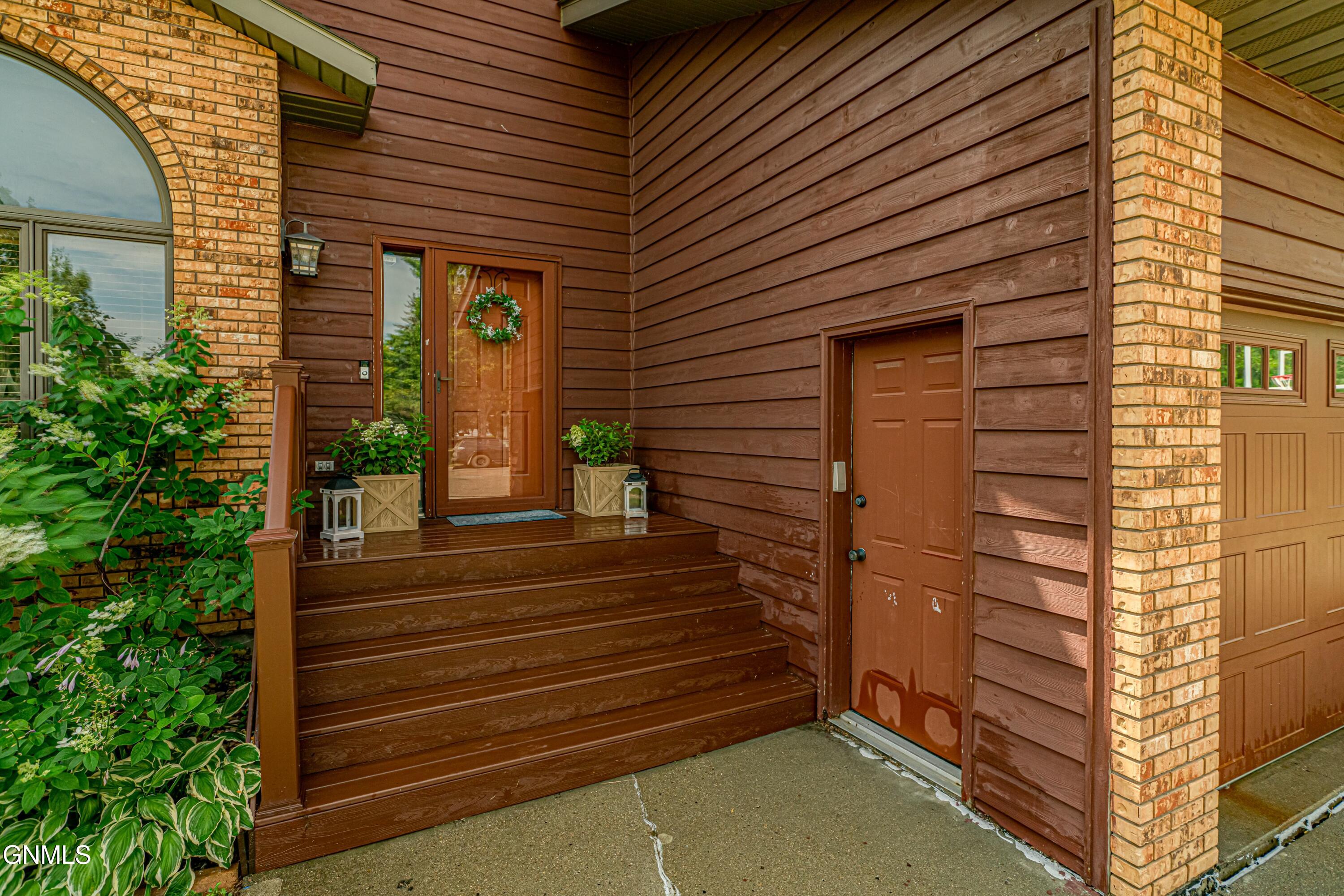 property viewer photo 35