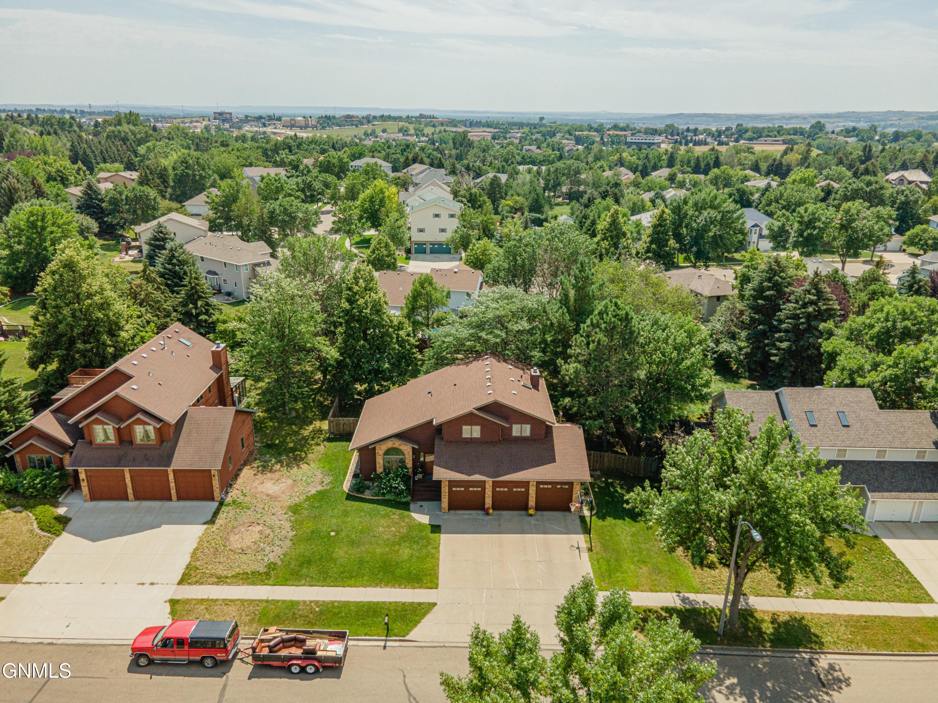 property viewer photo 37