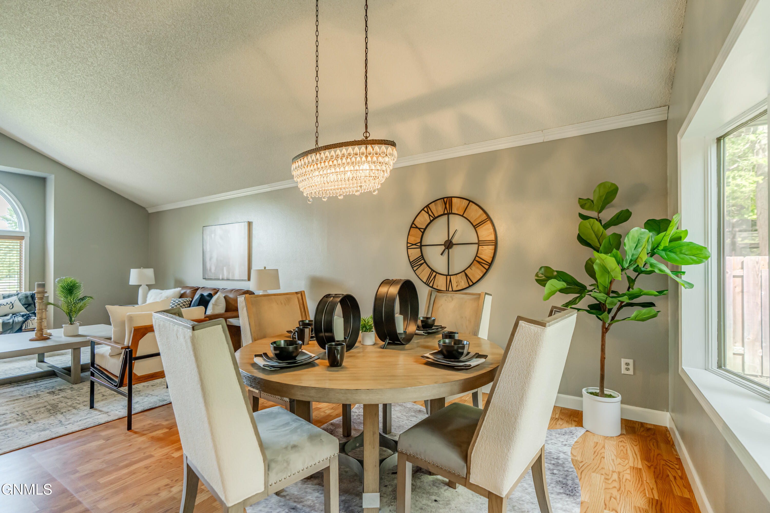 property viewer photo 43