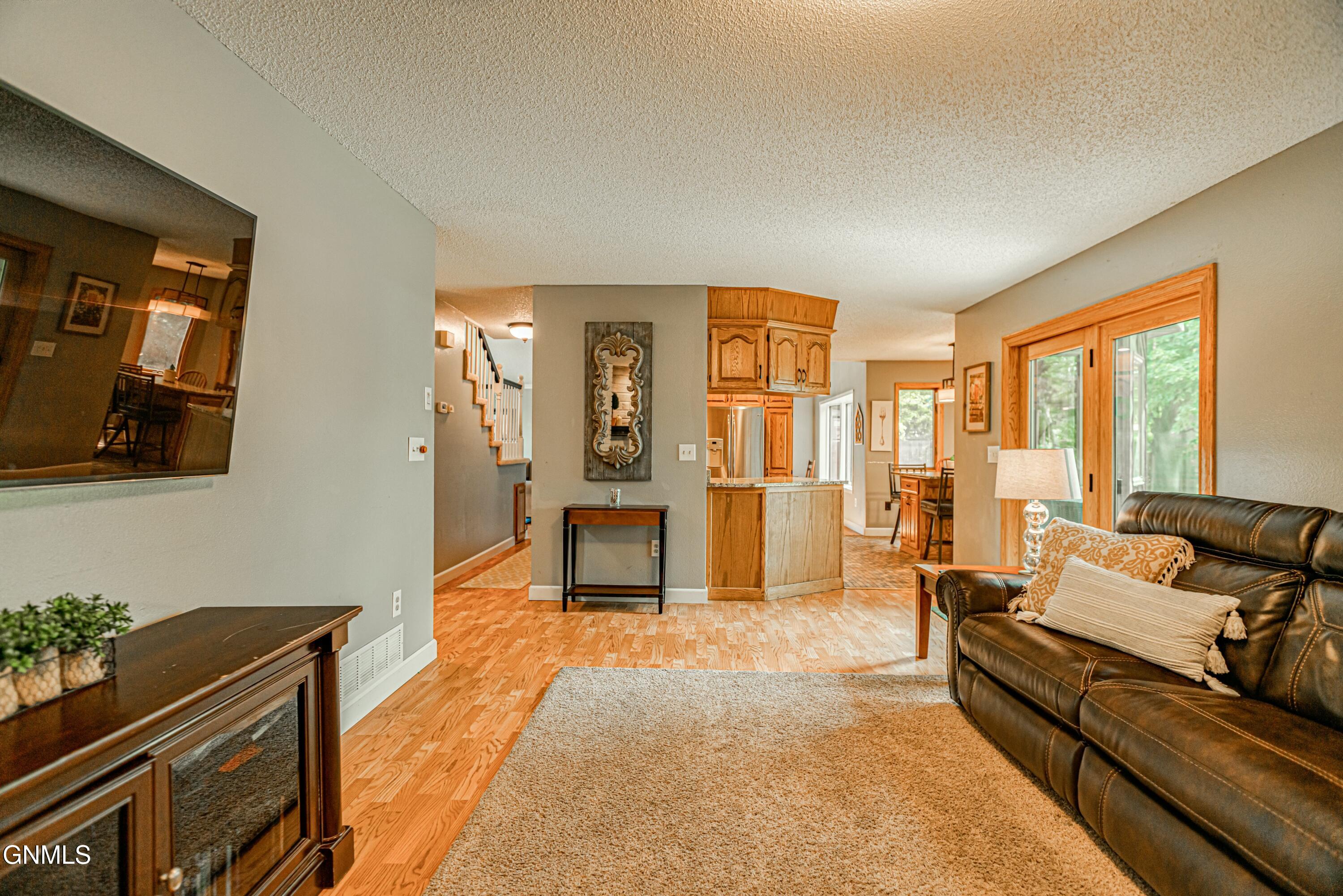 property viewer photo 51