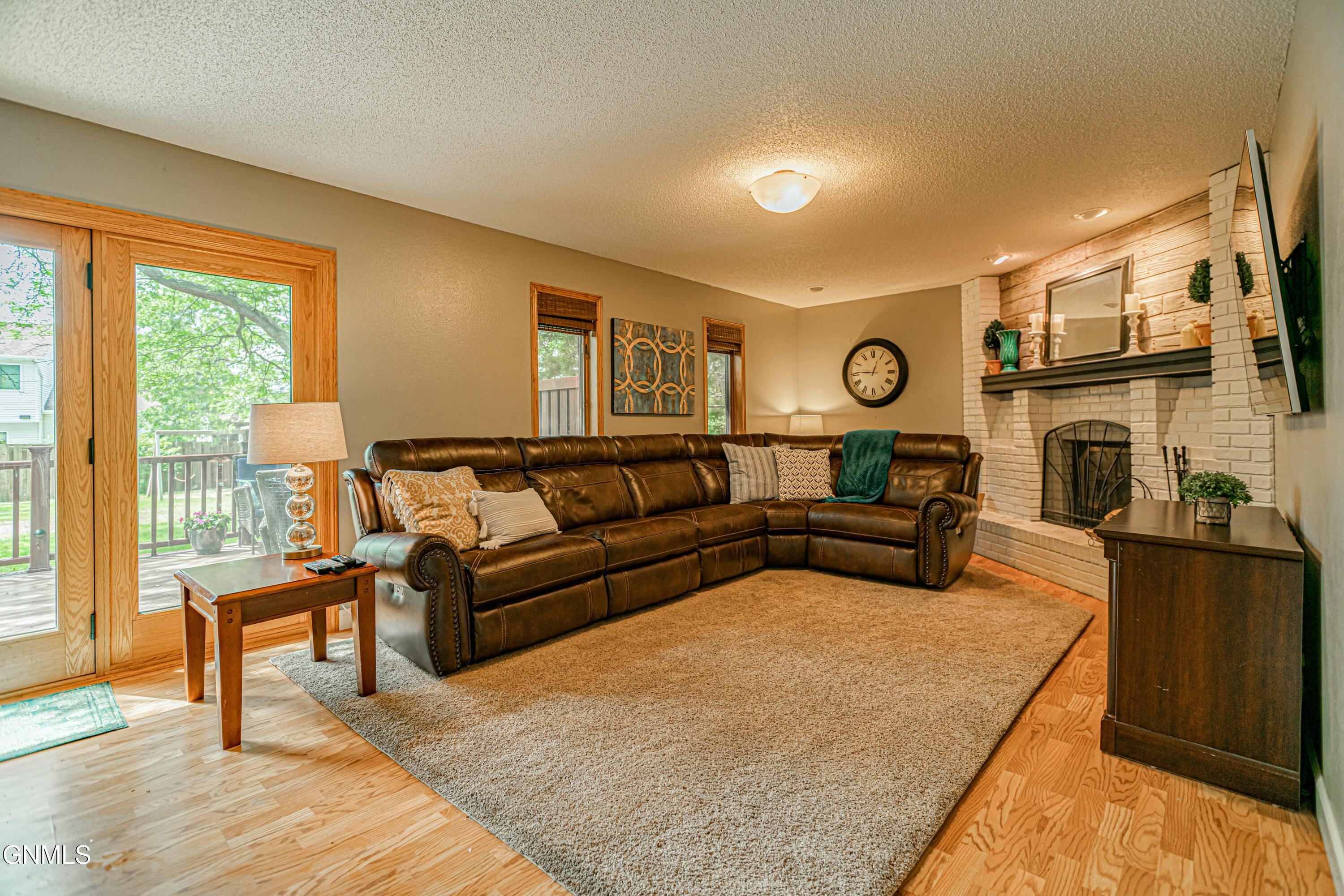 property viewer photo 53