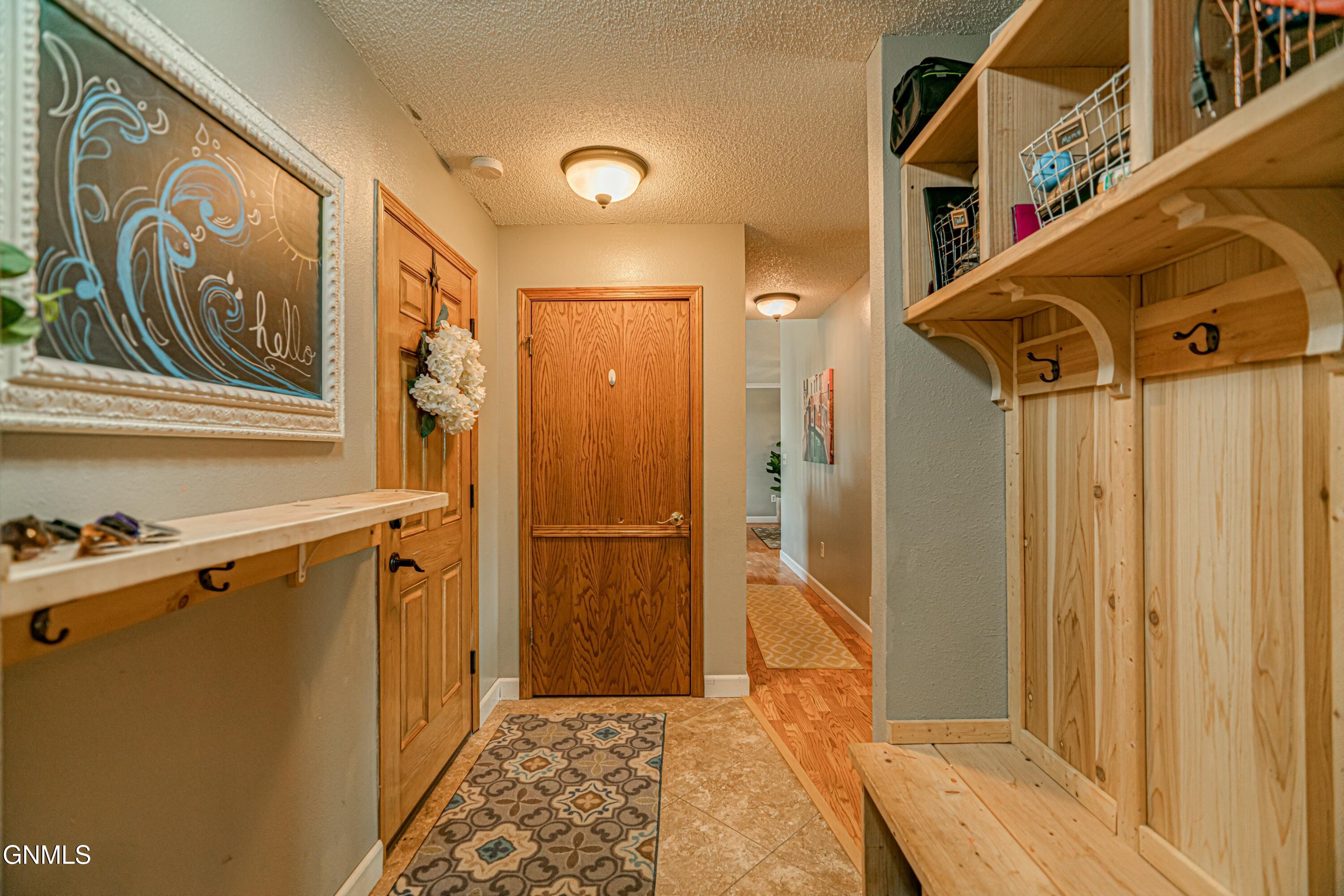 property viewer photo 57