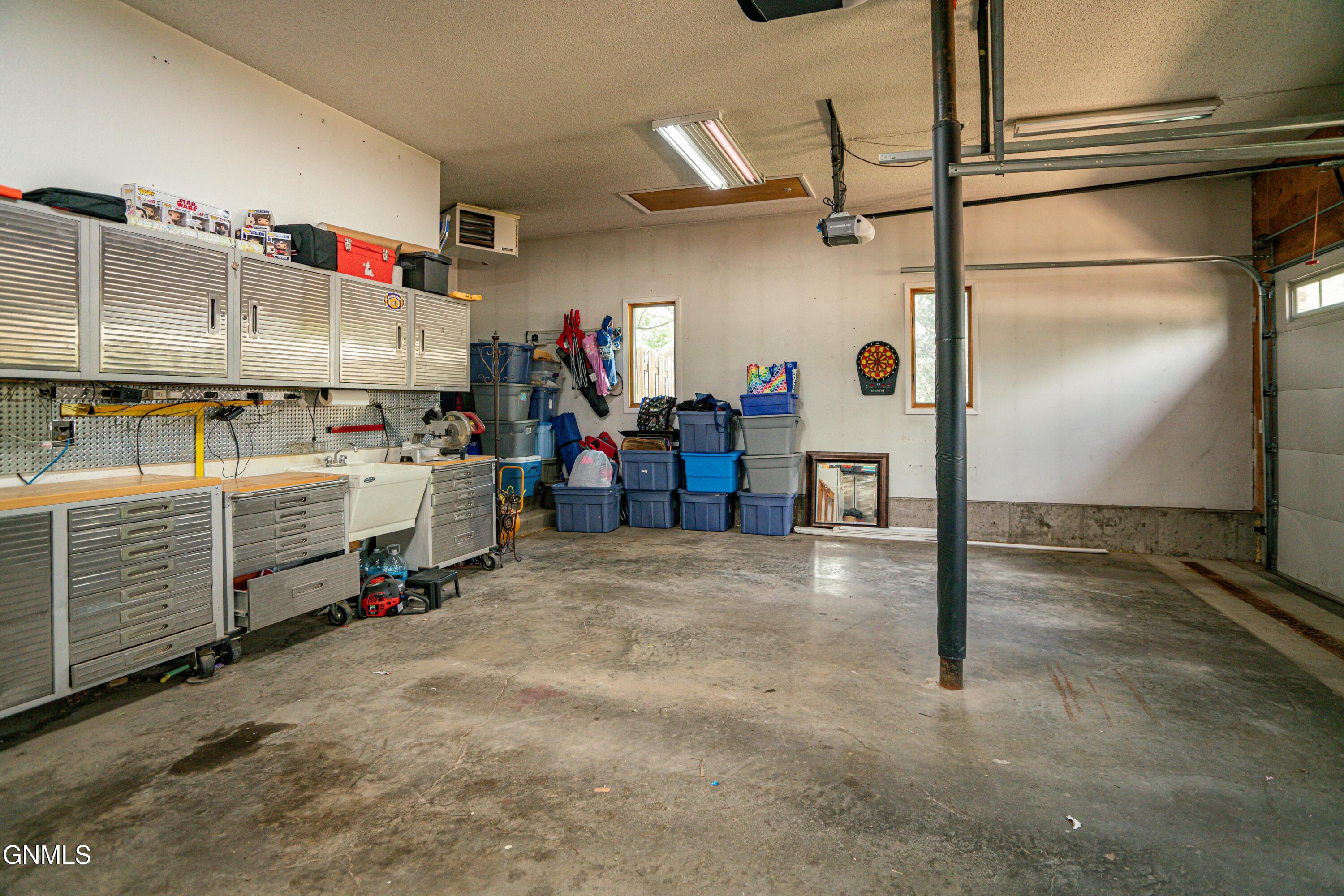 property viewer photo 78