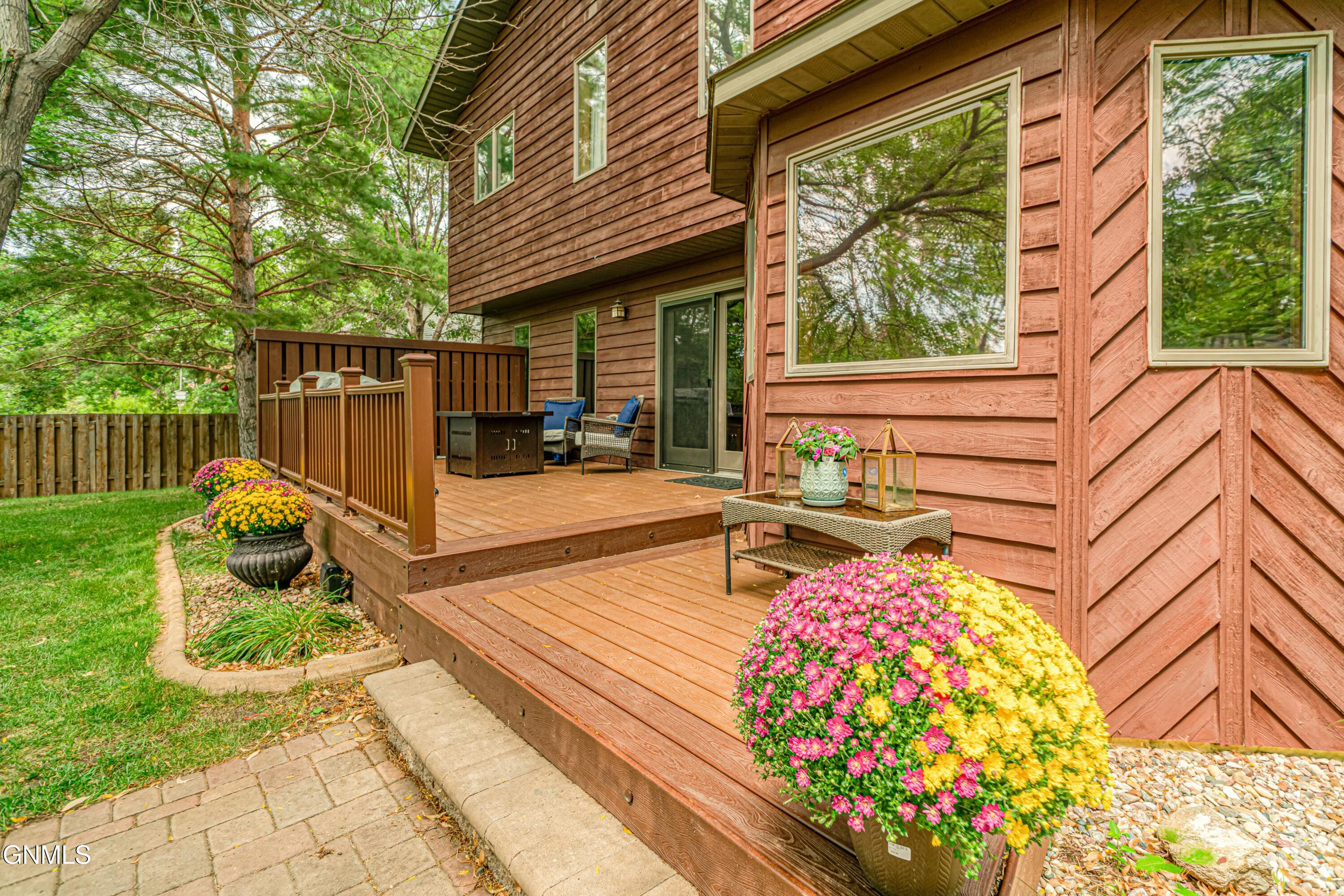 property viewer photo 89
