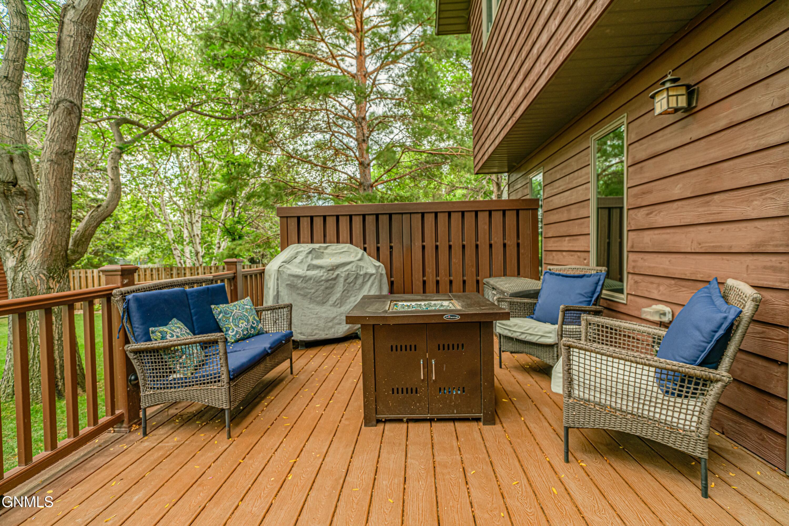 property viewer photo 91
