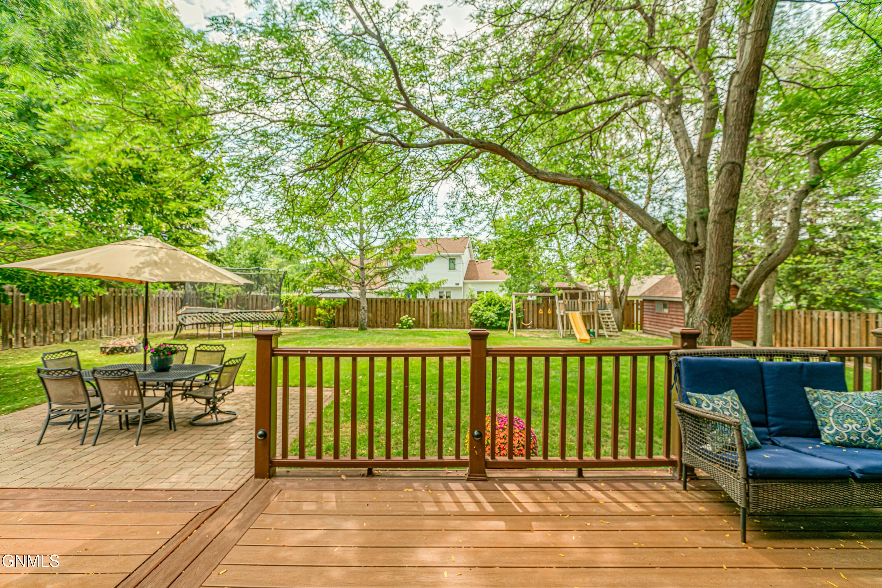 property viewer photo 92