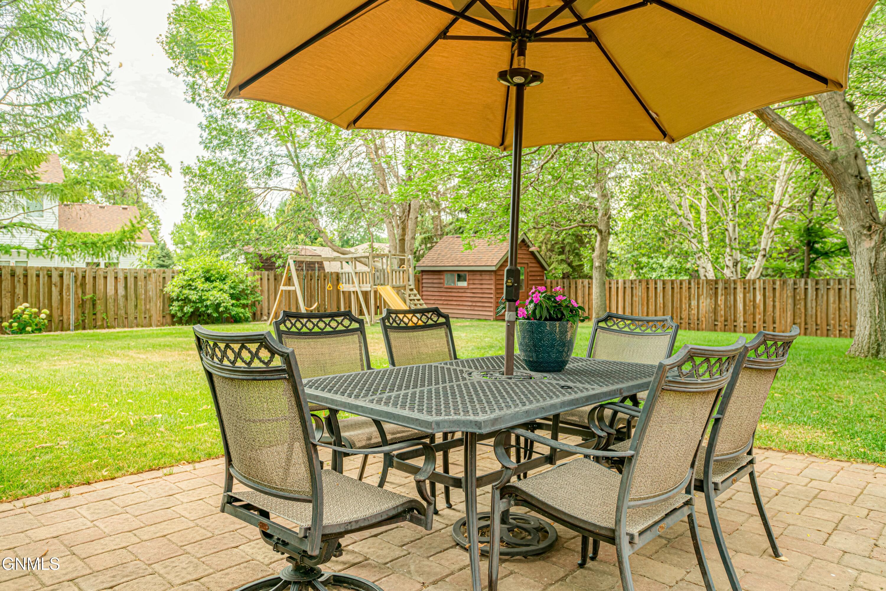 property viewer photo 95