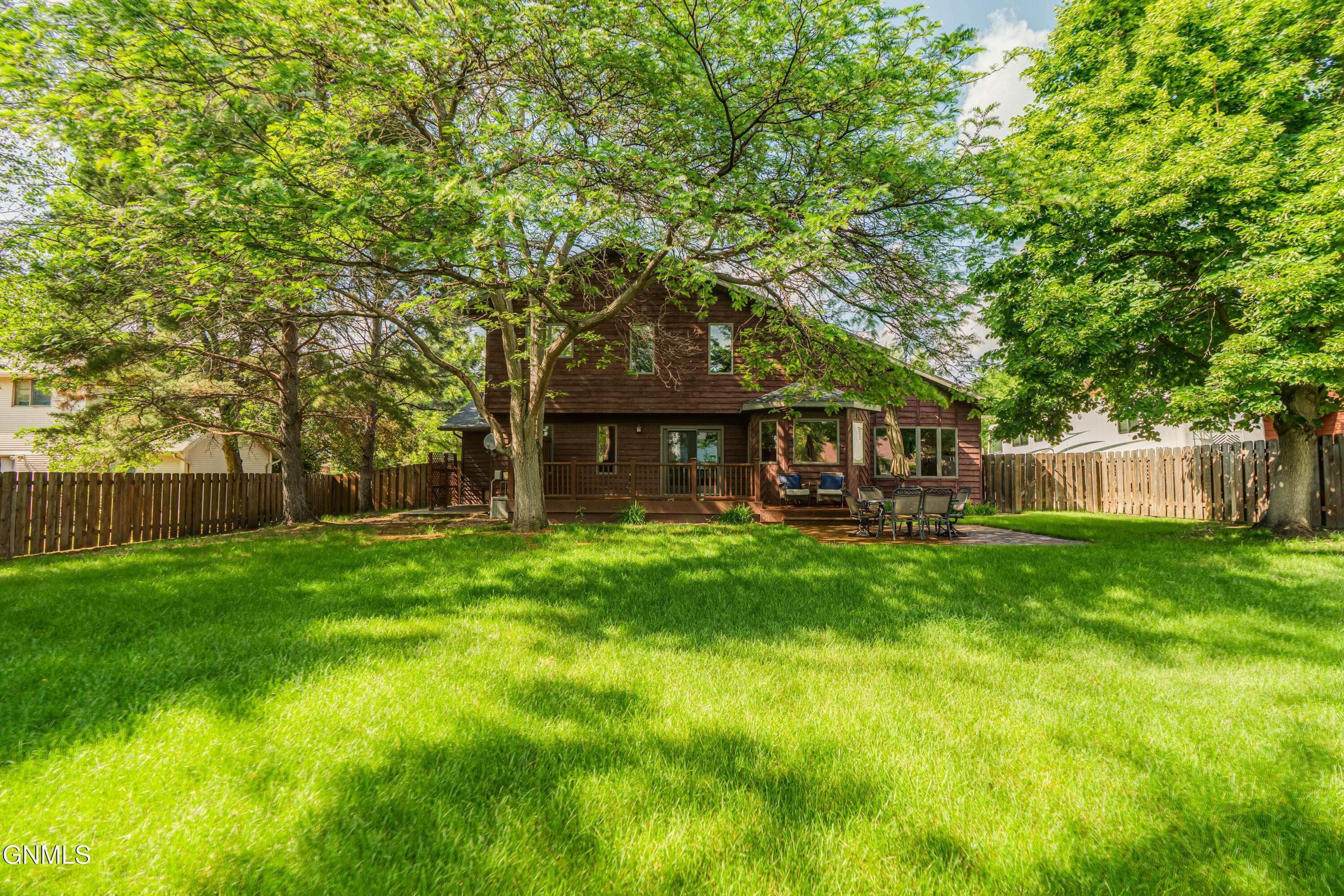 property viewer photo 99