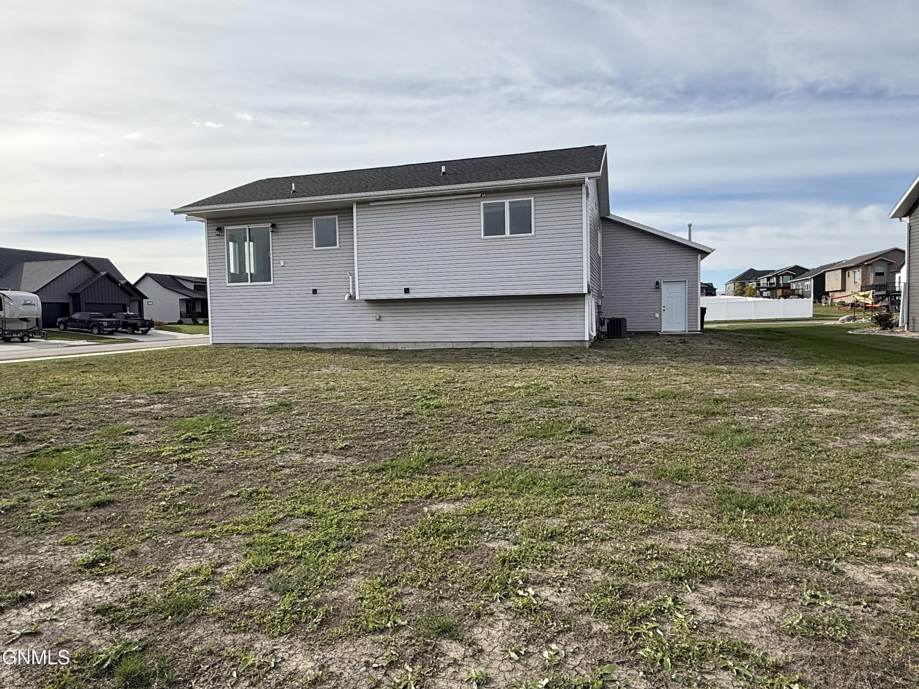 property viewer photo 1