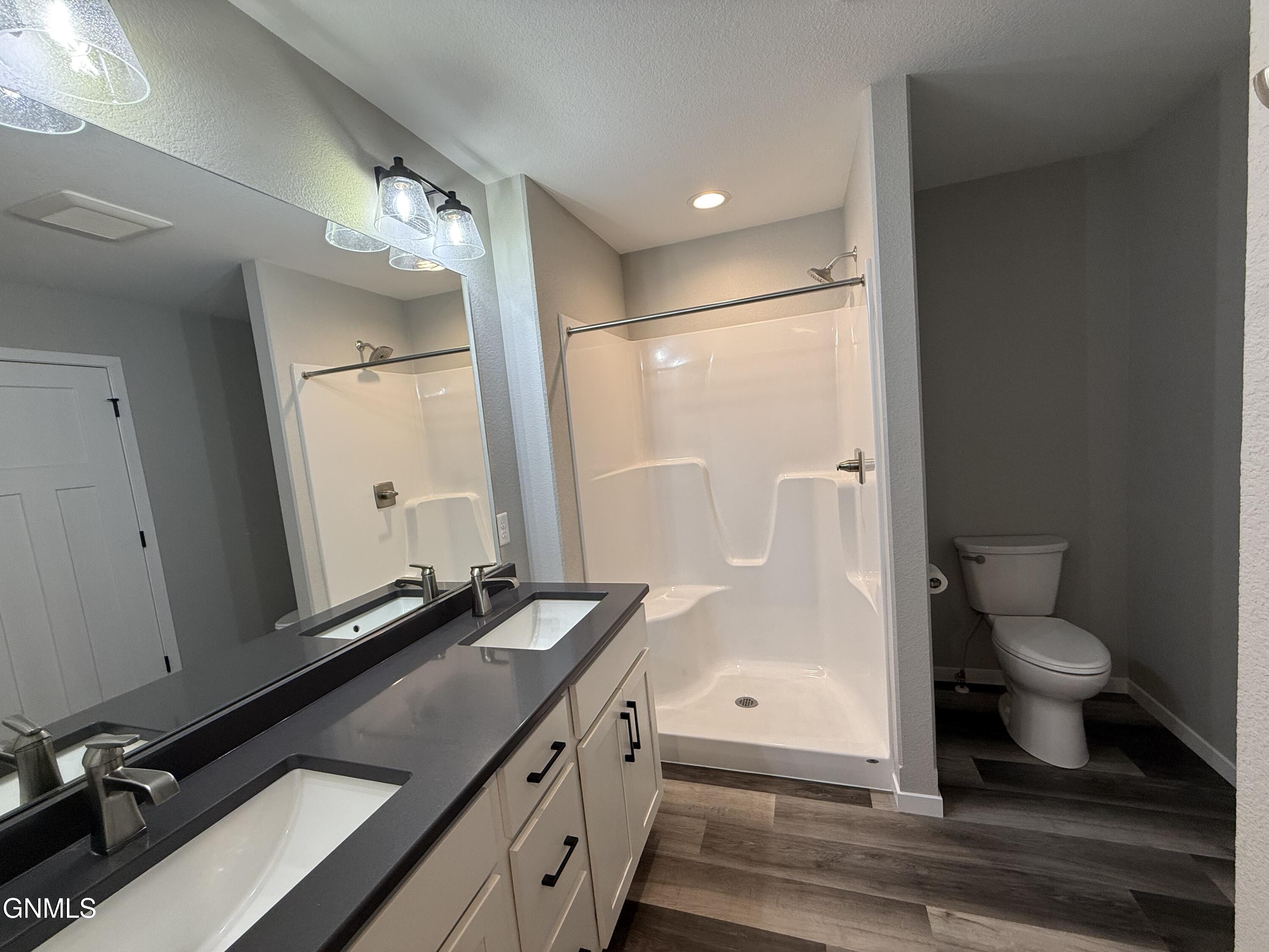 property viewer photo 14