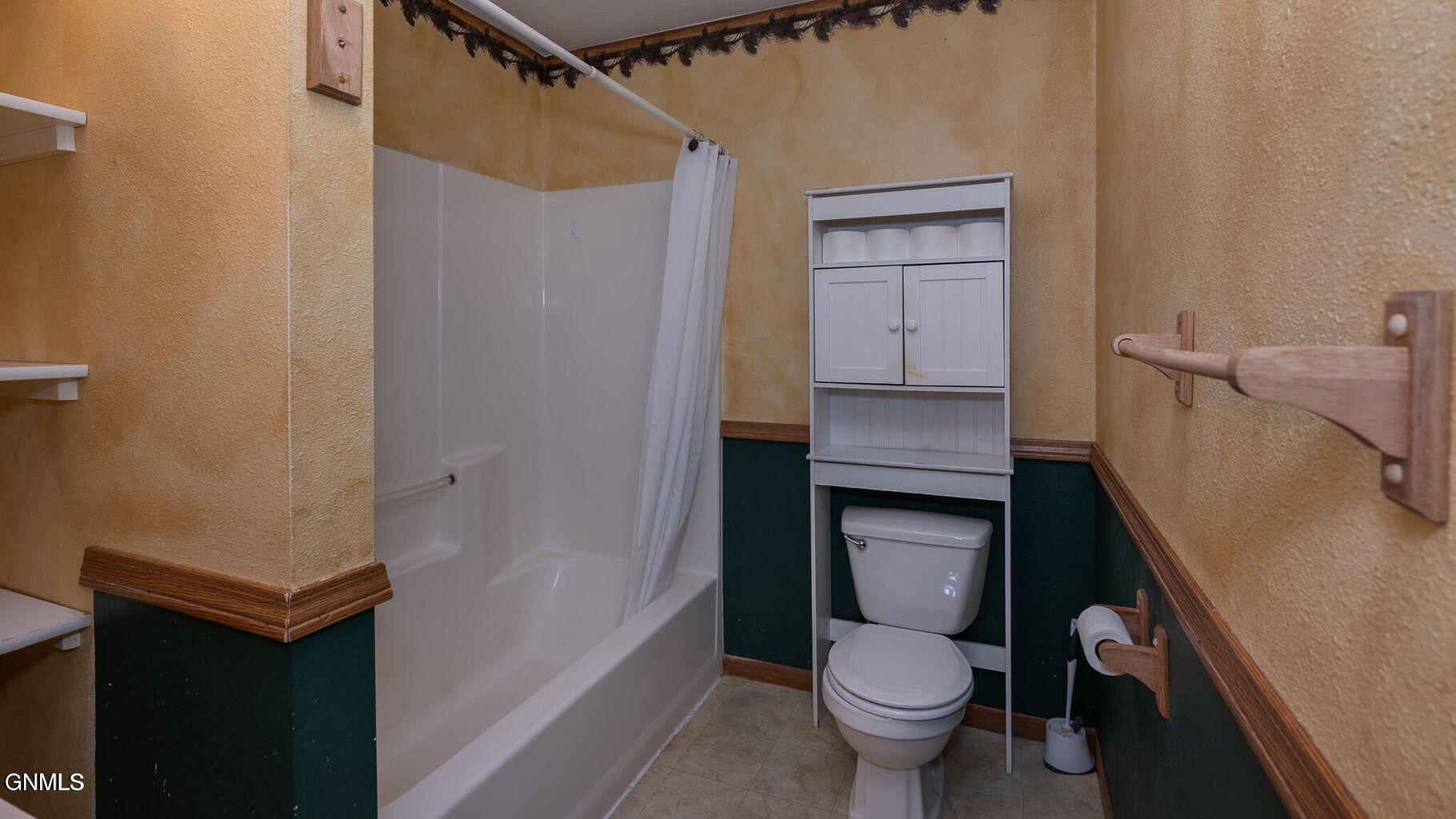 property viewer photo 8