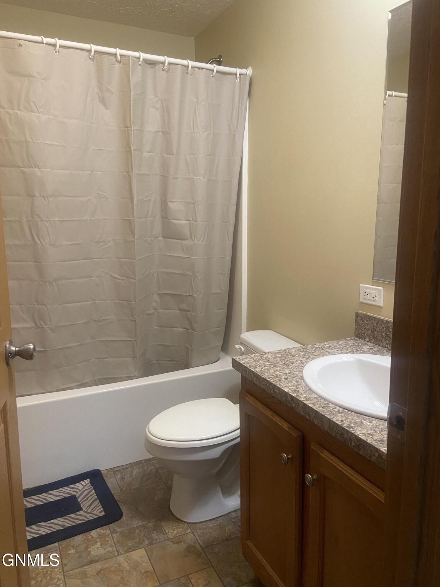 property viewer photo 19