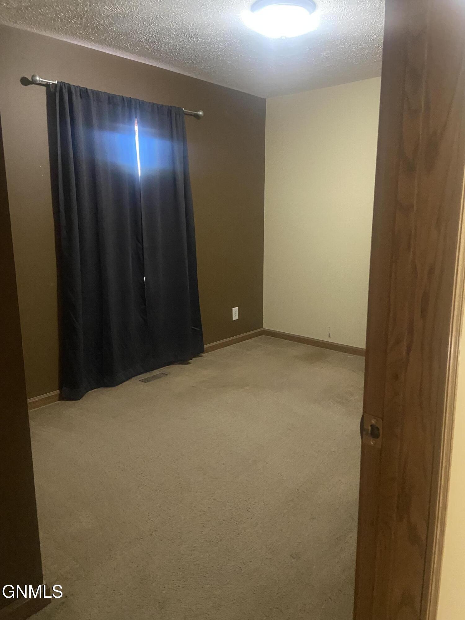 property viewer photo 22