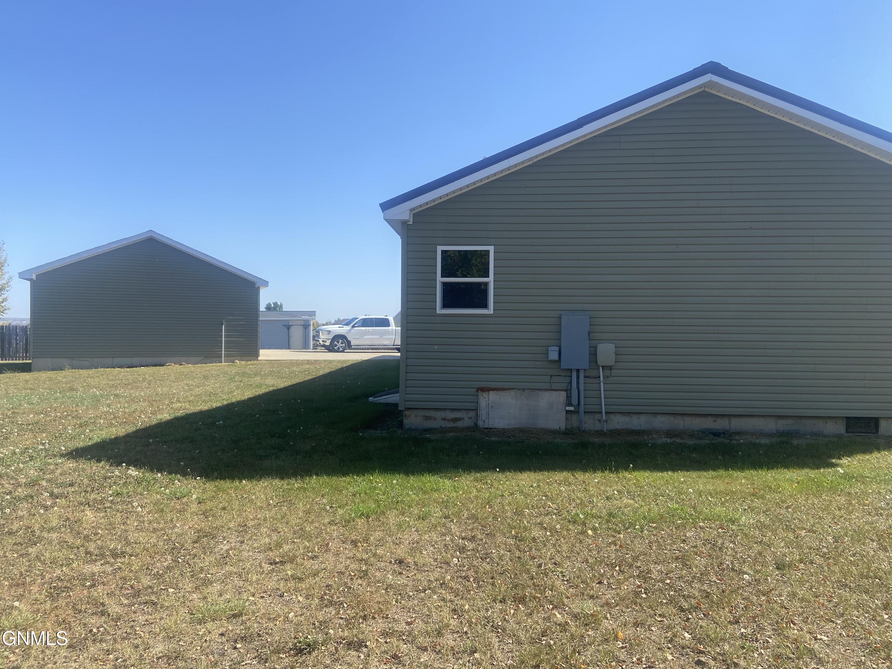 property viewer photo 38