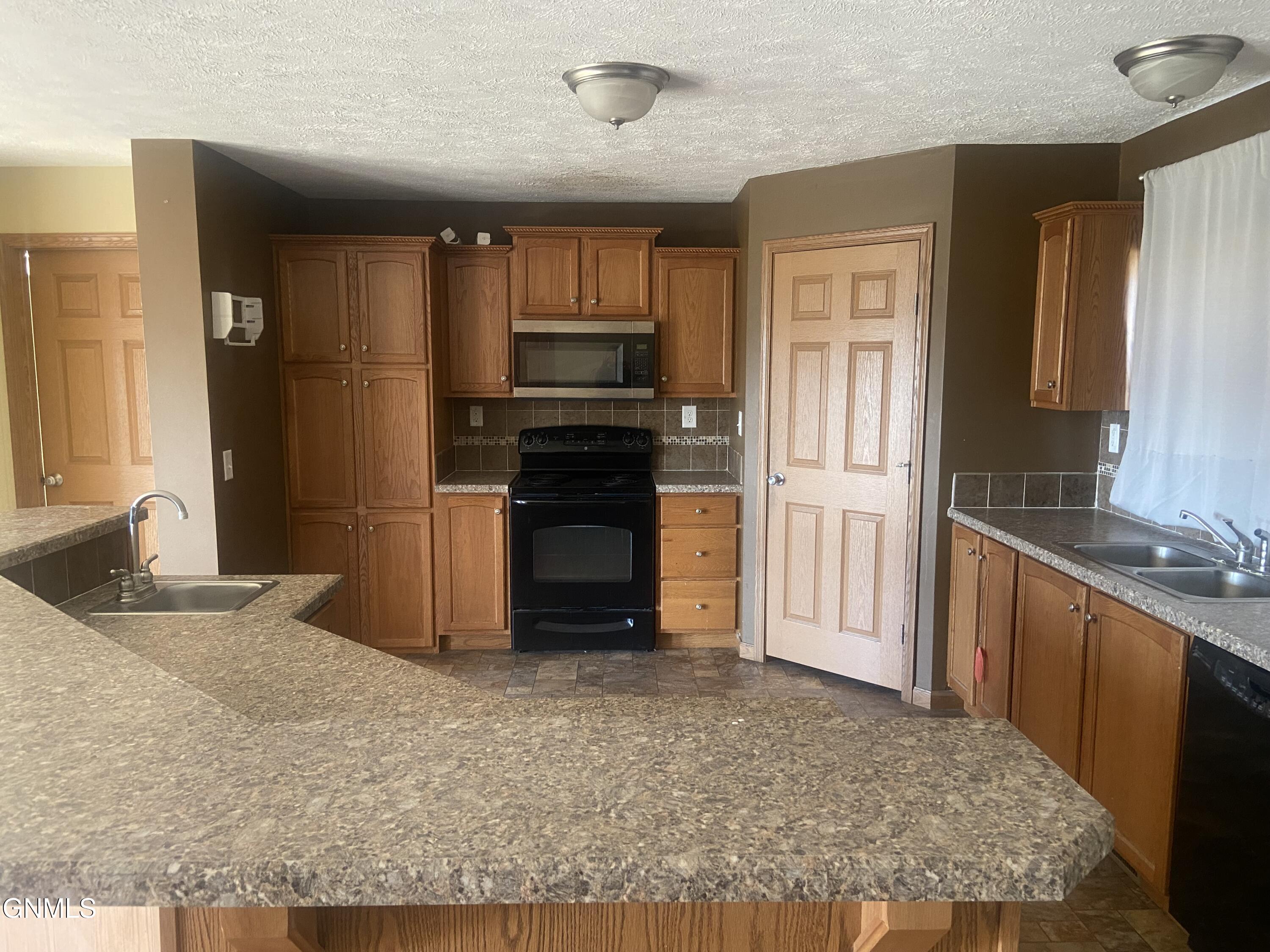 property viewer photo 5