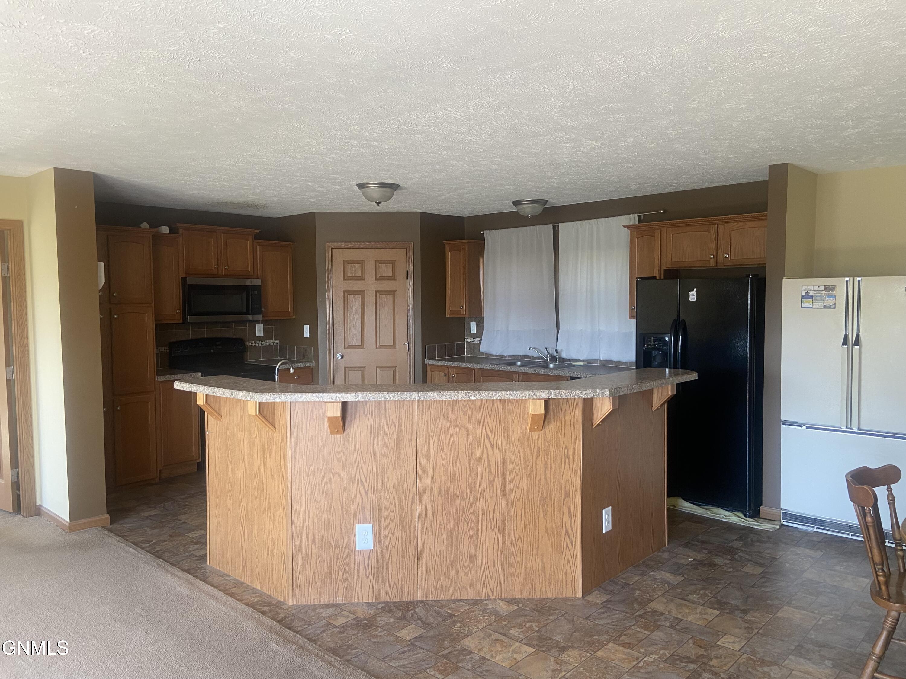 property viewer photo 8