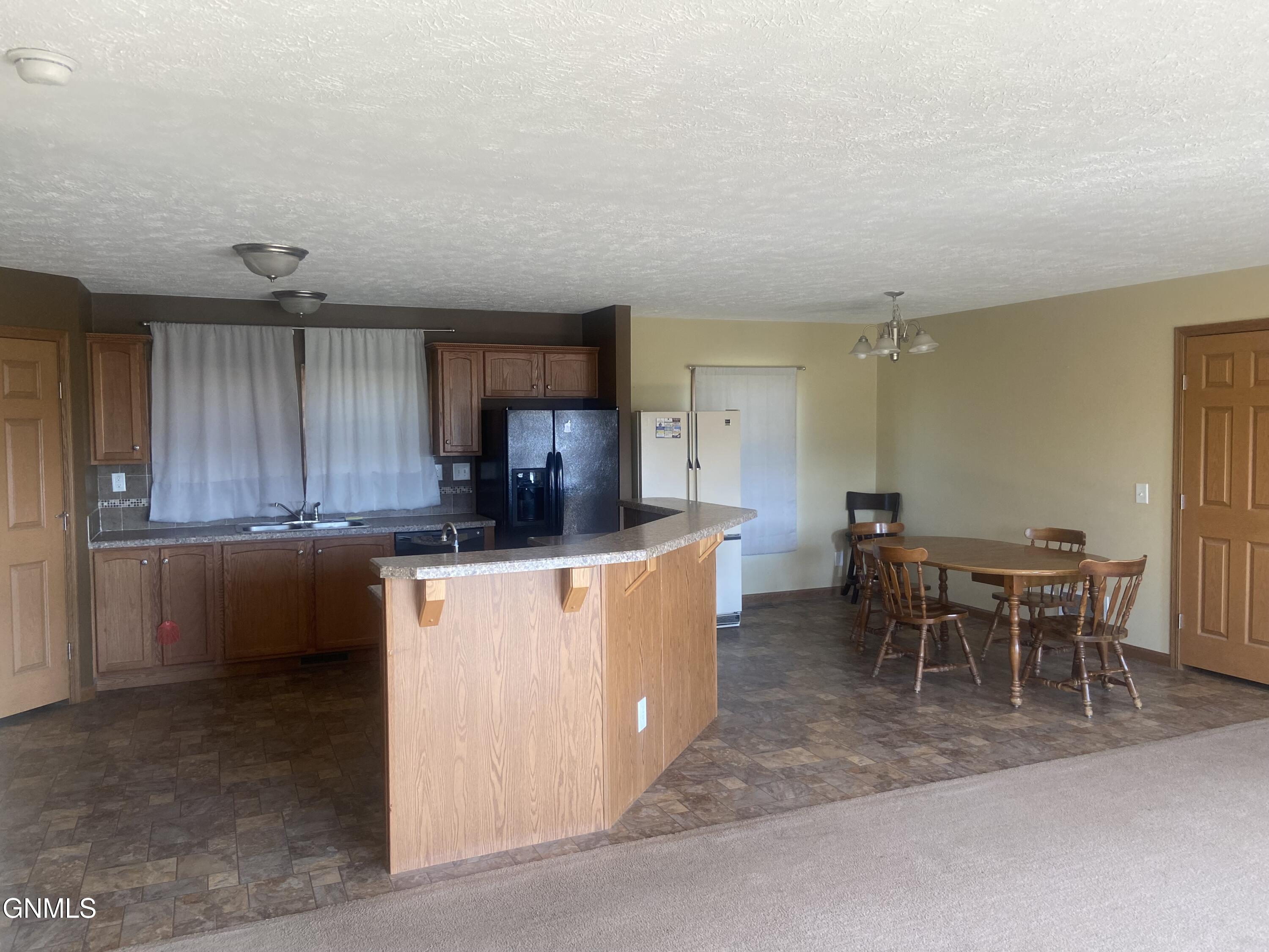property viewer photo 9
