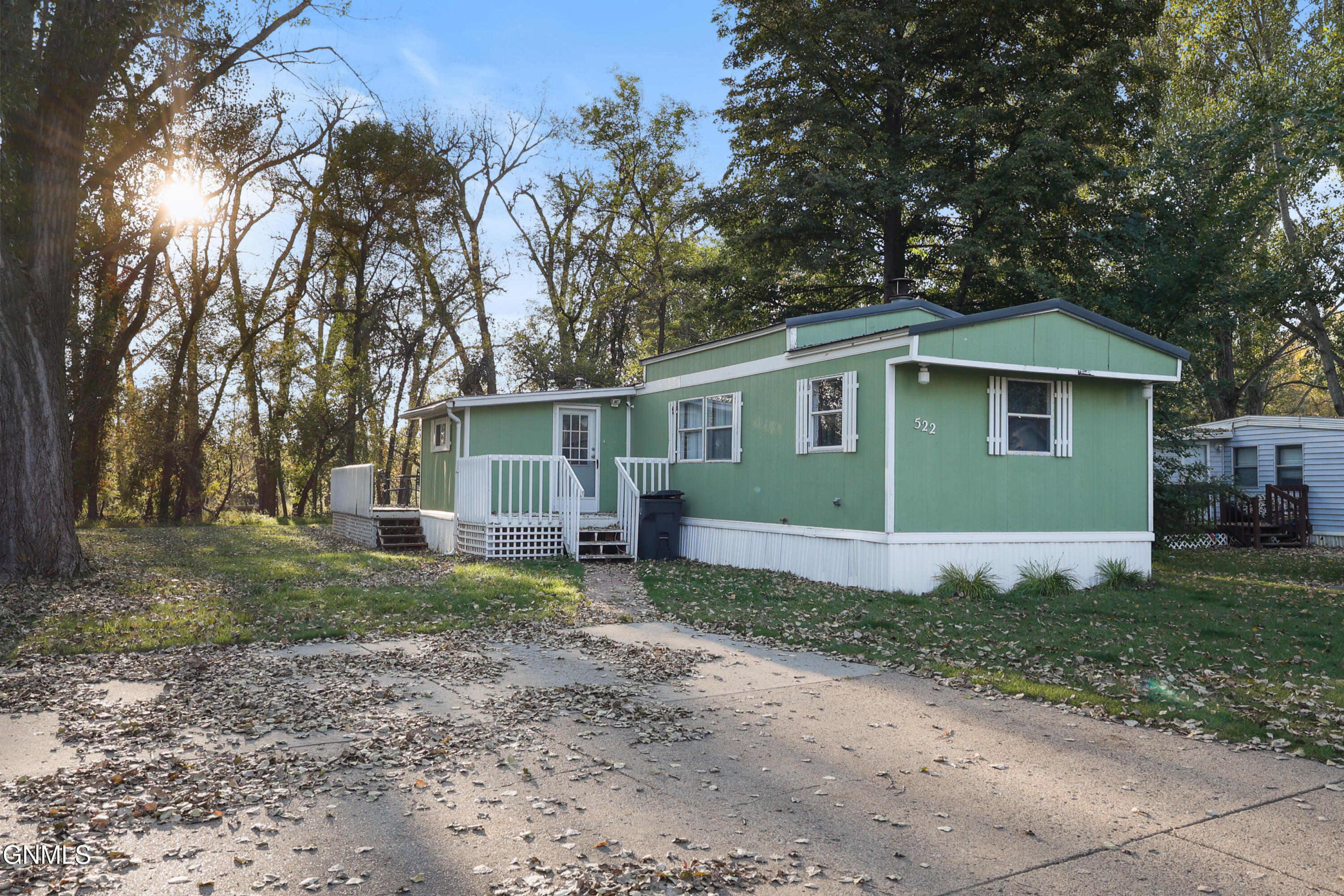 main property photo 0