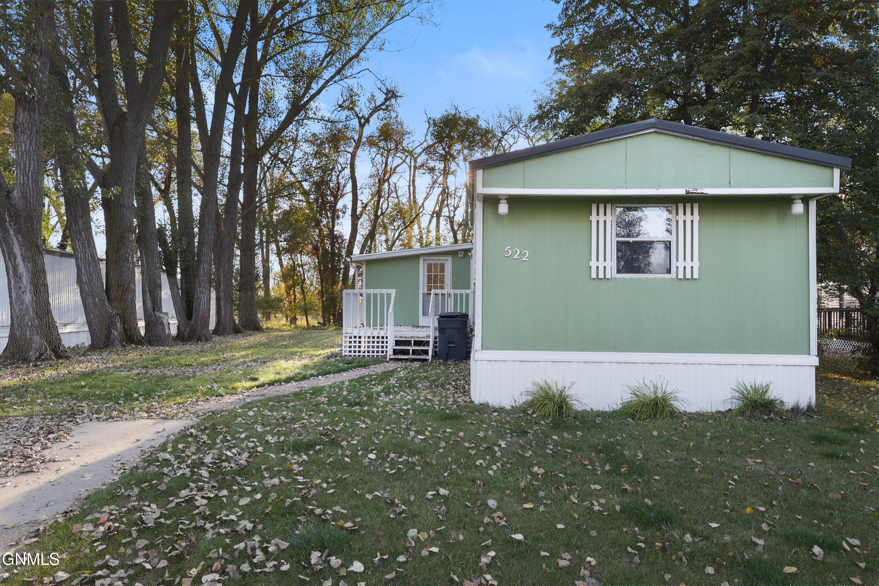 property viewer photo 1