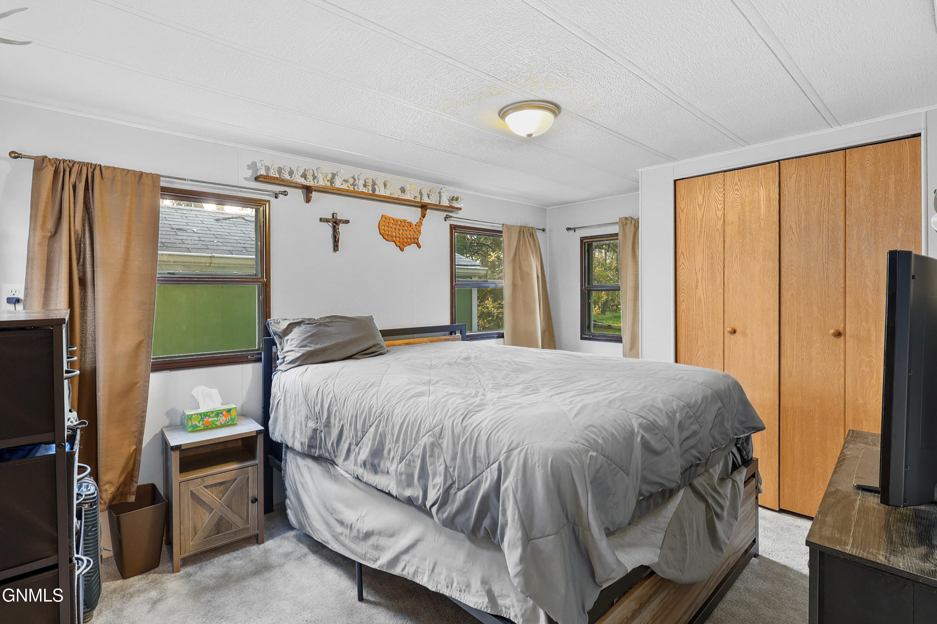 property viewer photo 22
