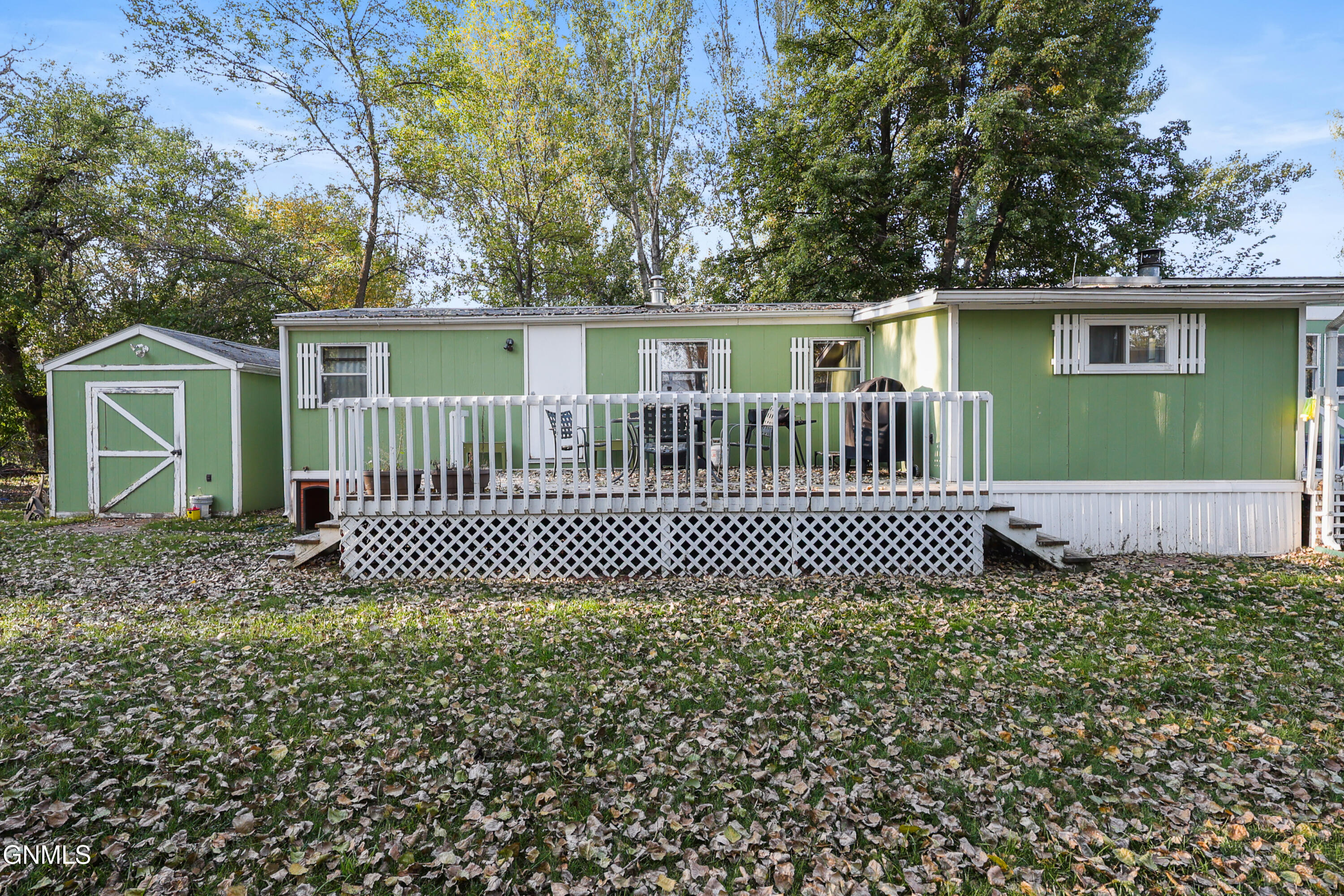 property viewer photo 24