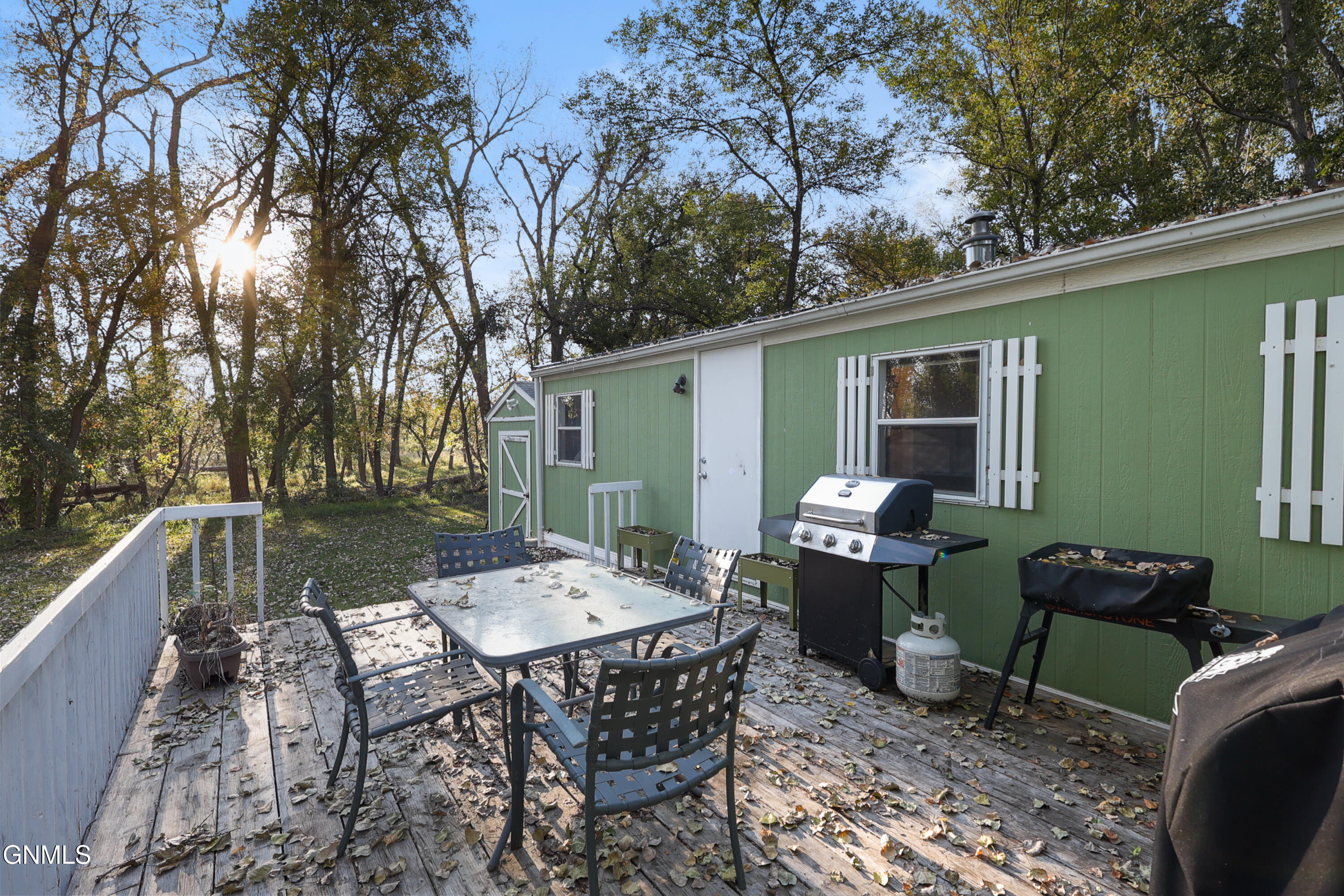 property viewer photo 25