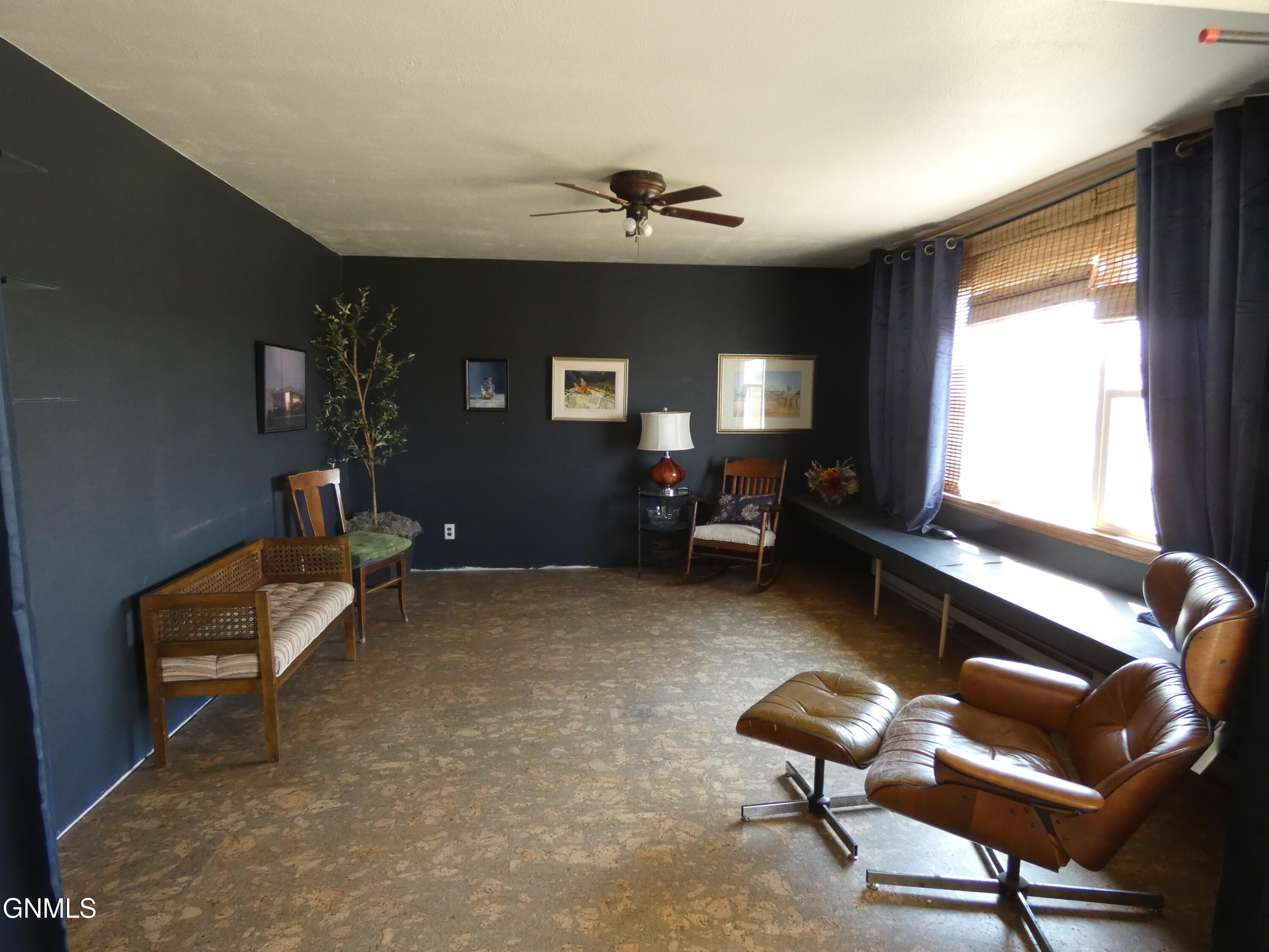 property viewer photo 21