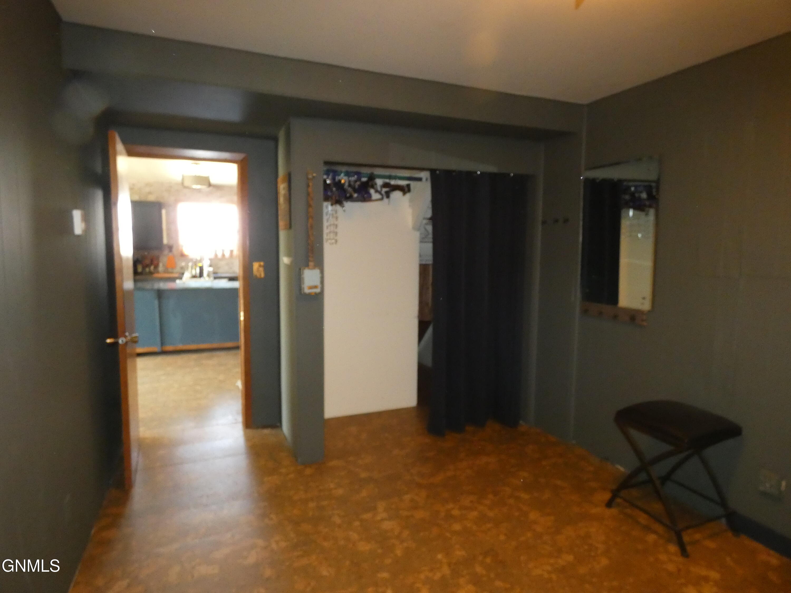 property viewer photo 22