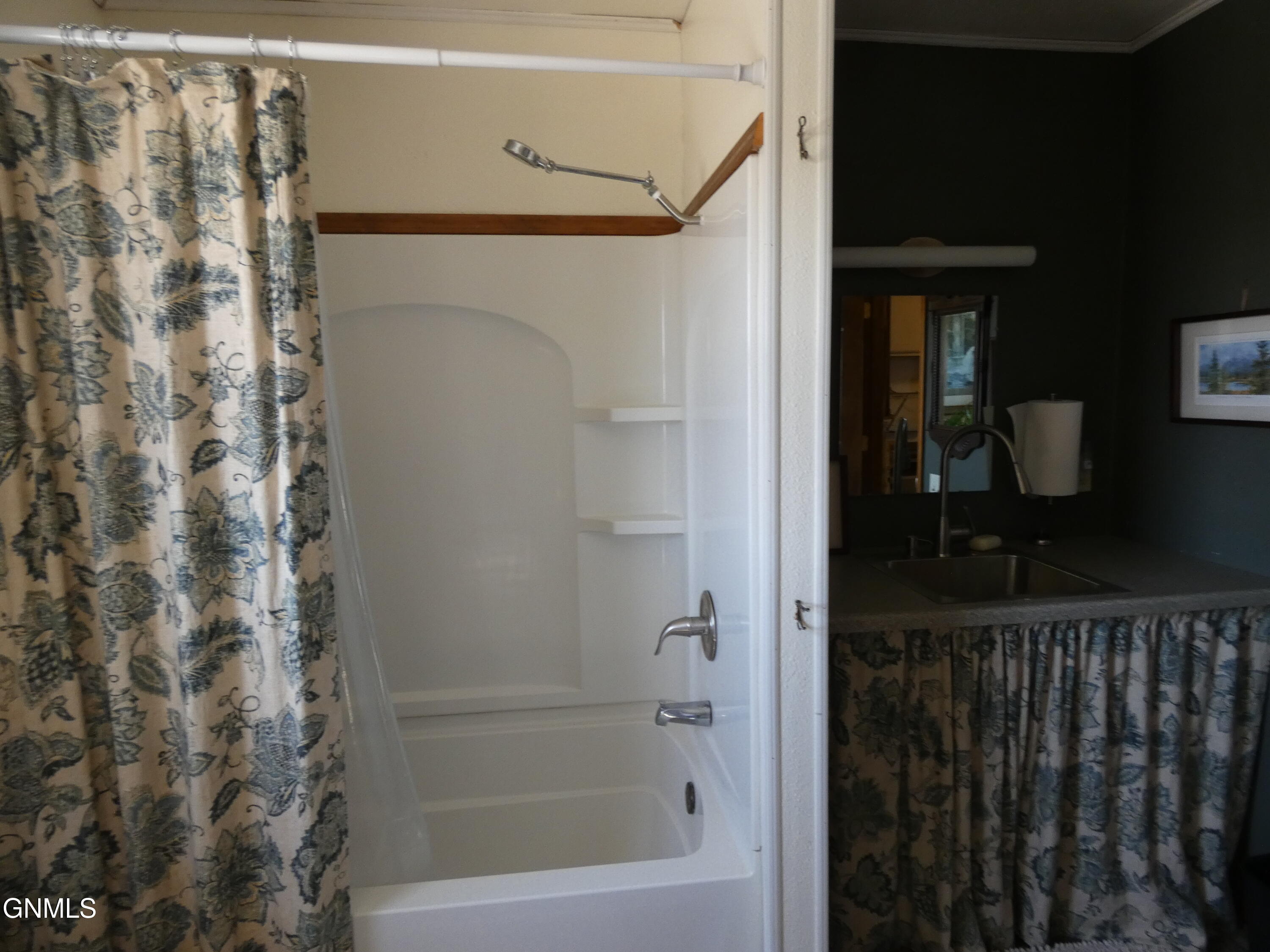 property viewer photo 28
