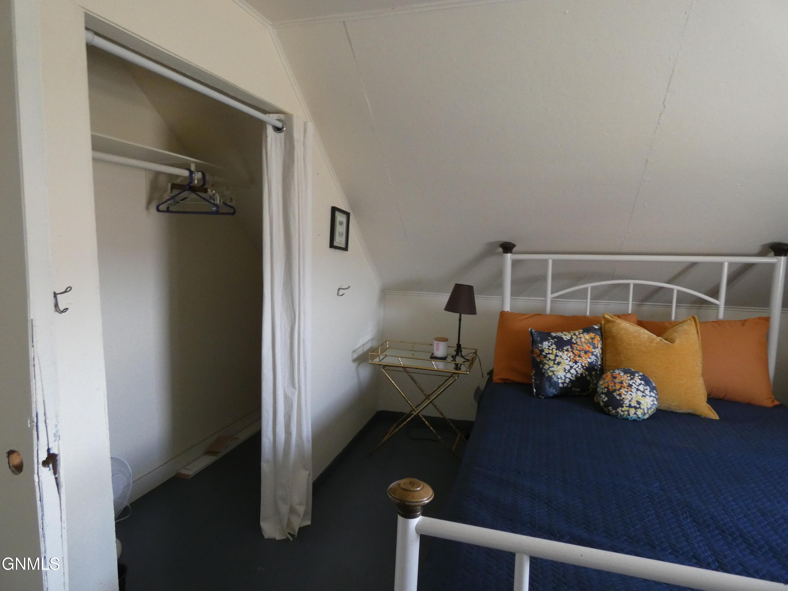 property viewer photo 37