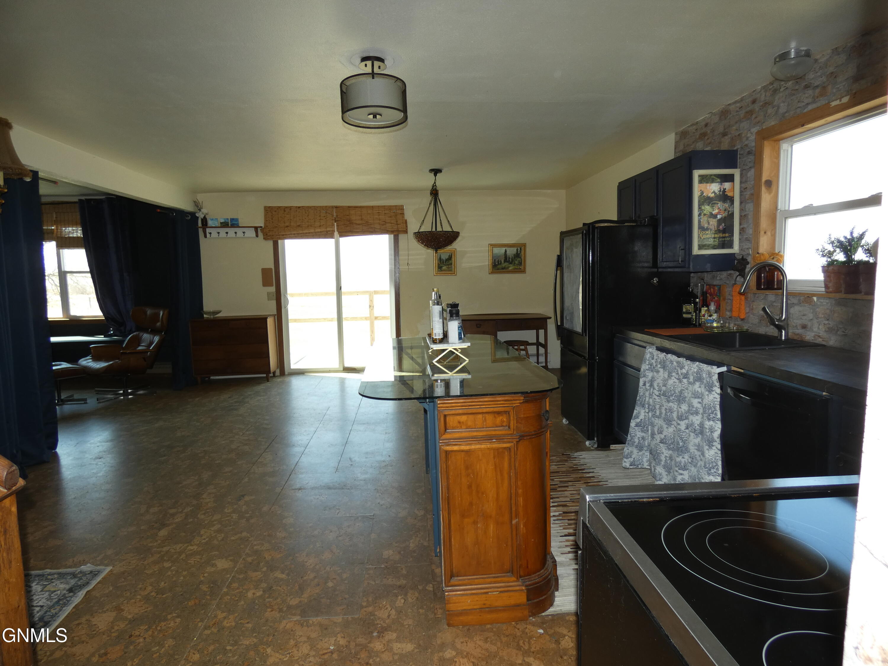 property viewer photo 4