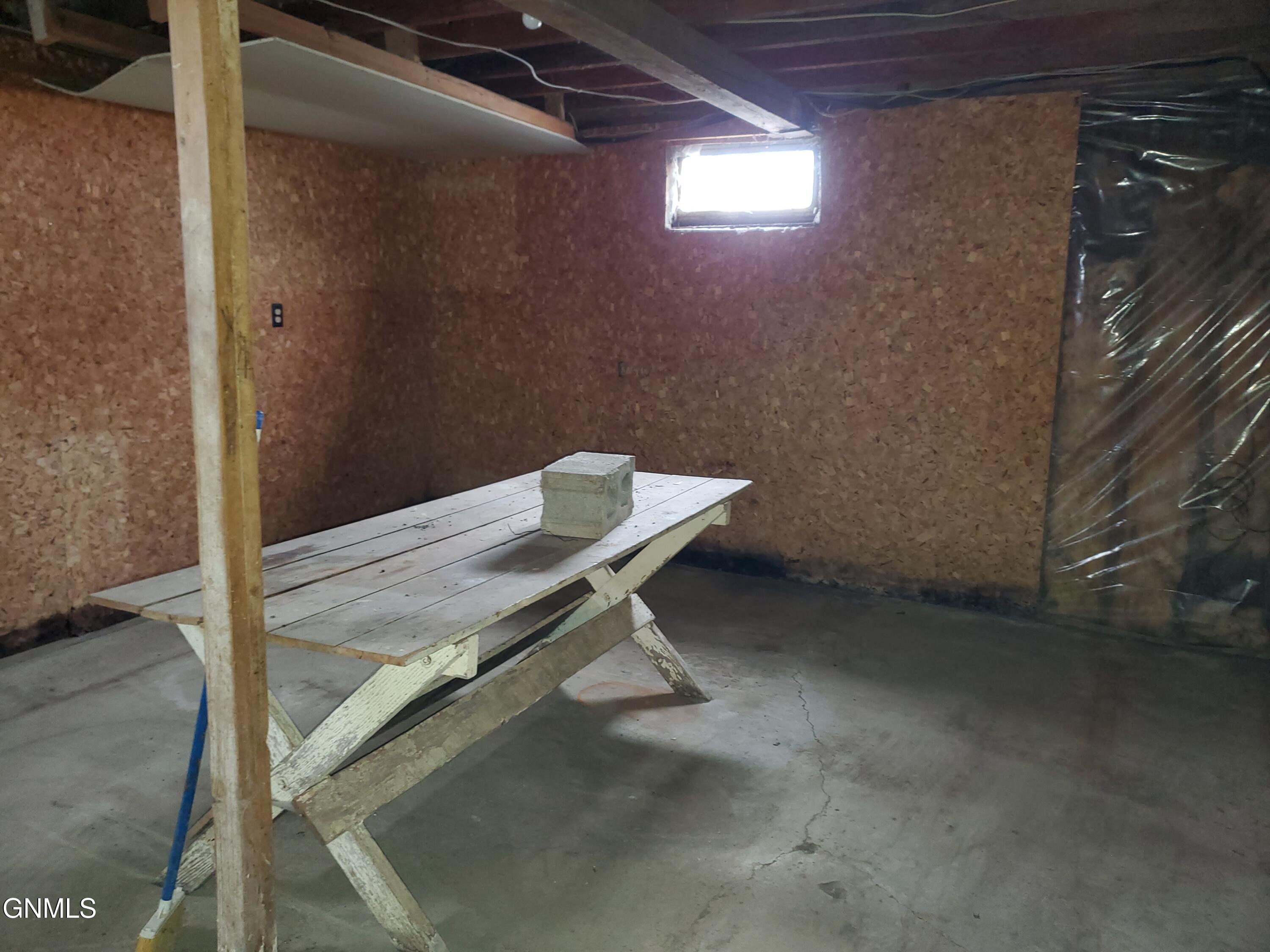 property viewer photo 43