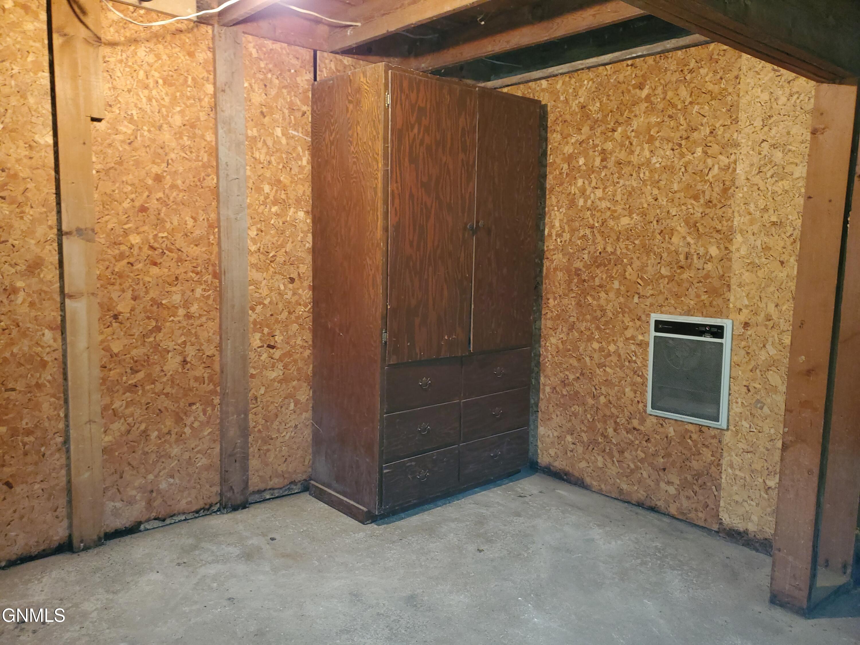 property viewer photo 45